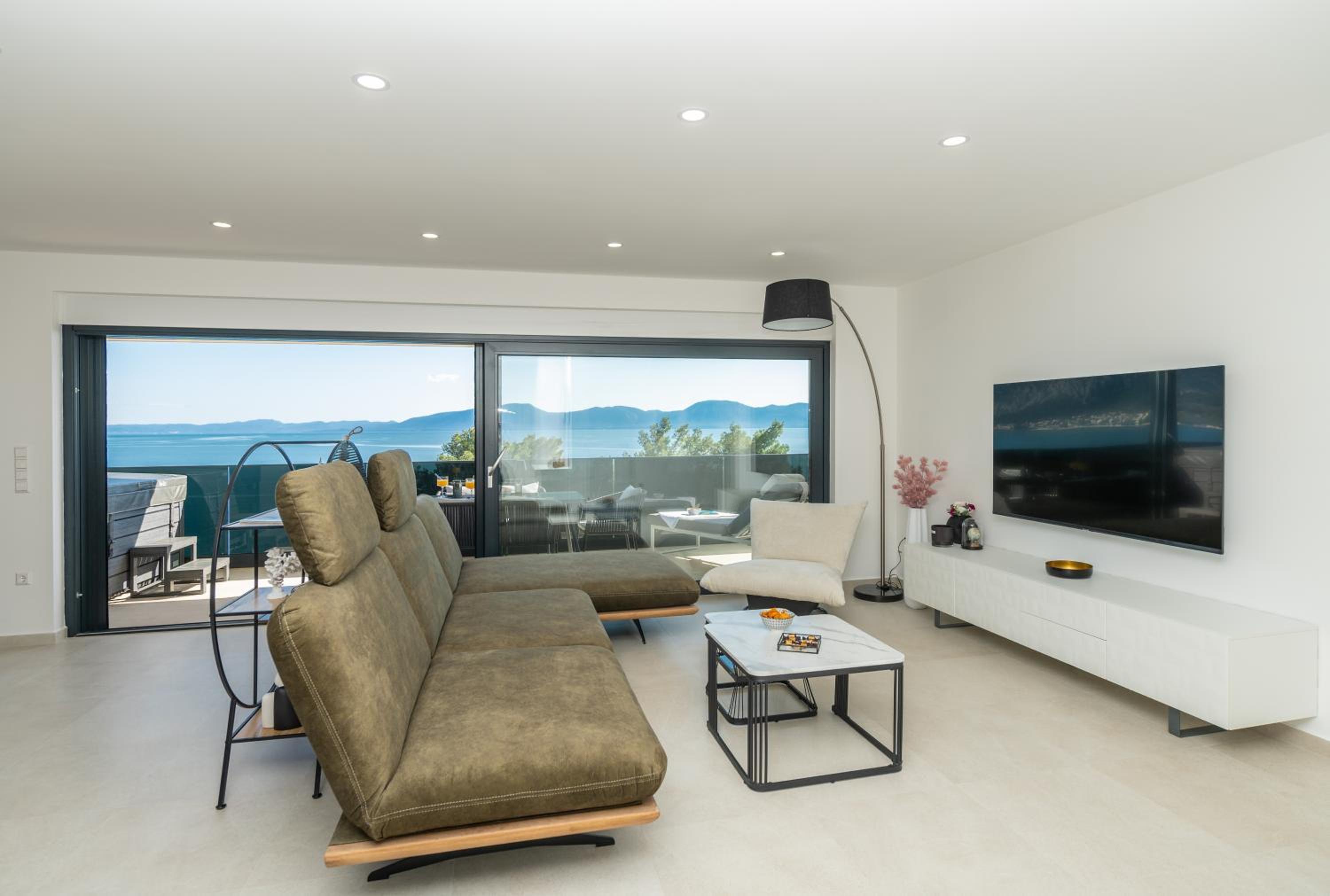 Three-Bedroom Apartment with Ocean View