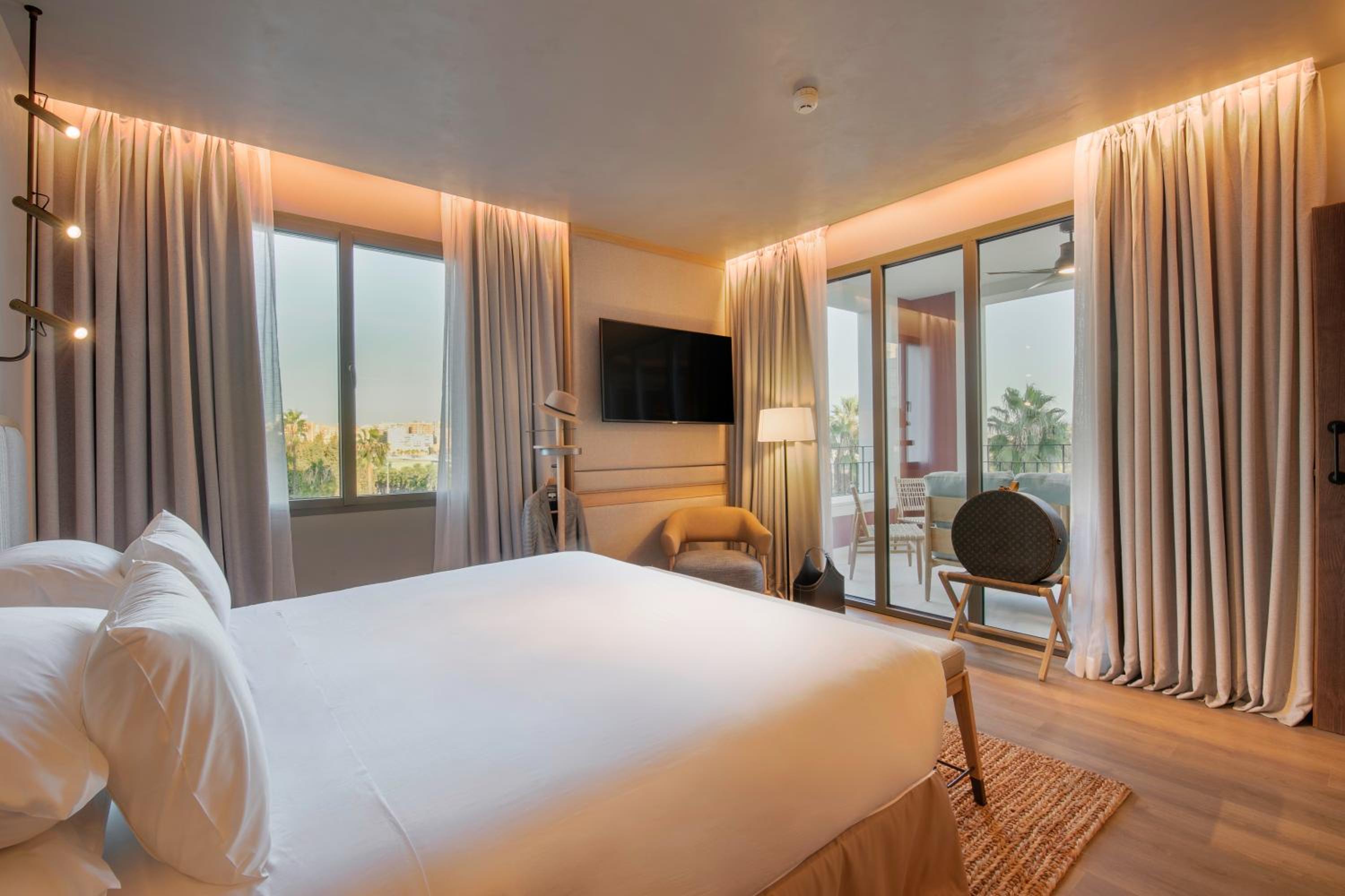 Junior Suite TERRACE MARINA thumbnail 5