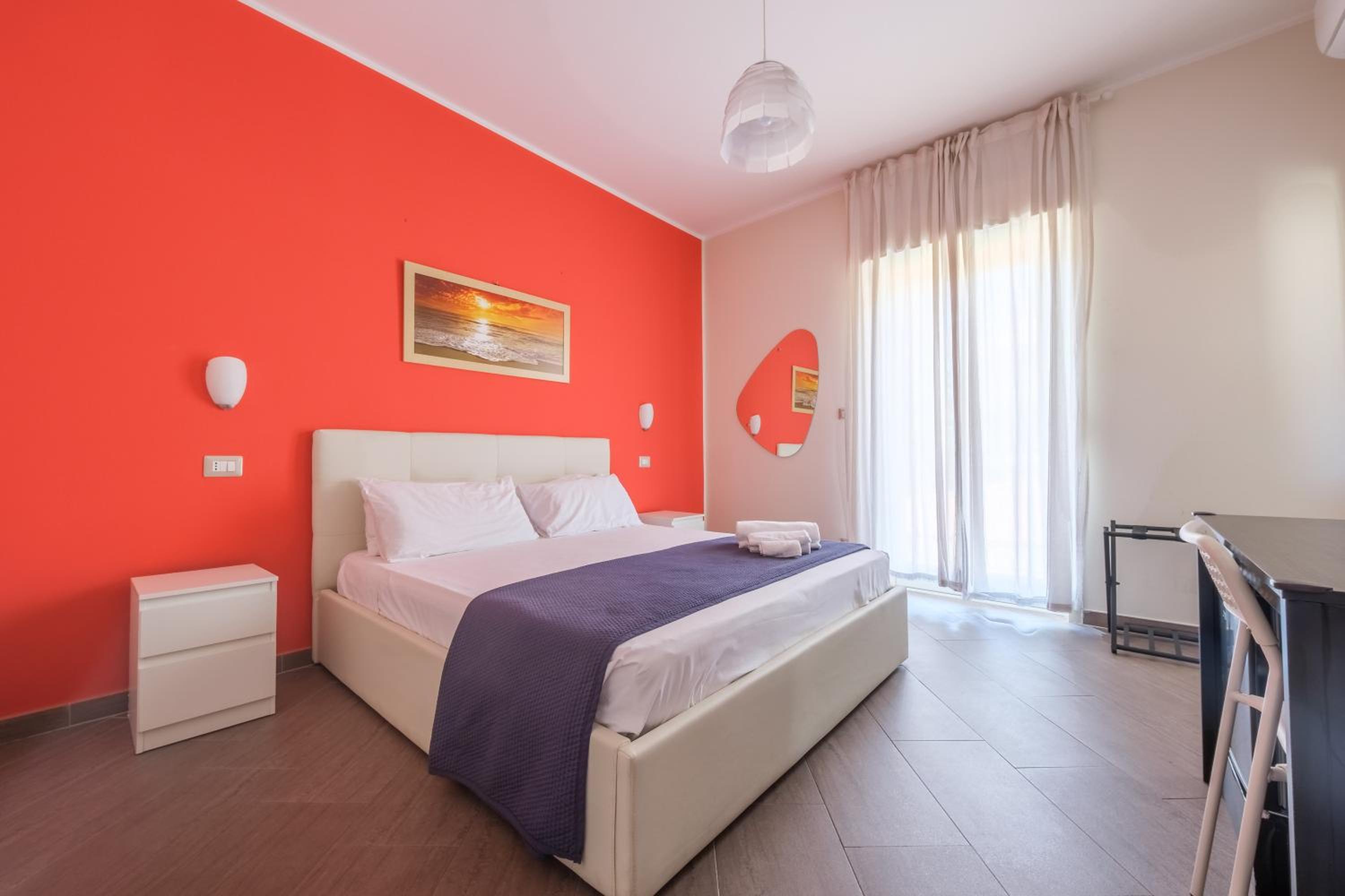 Standard Queen Room