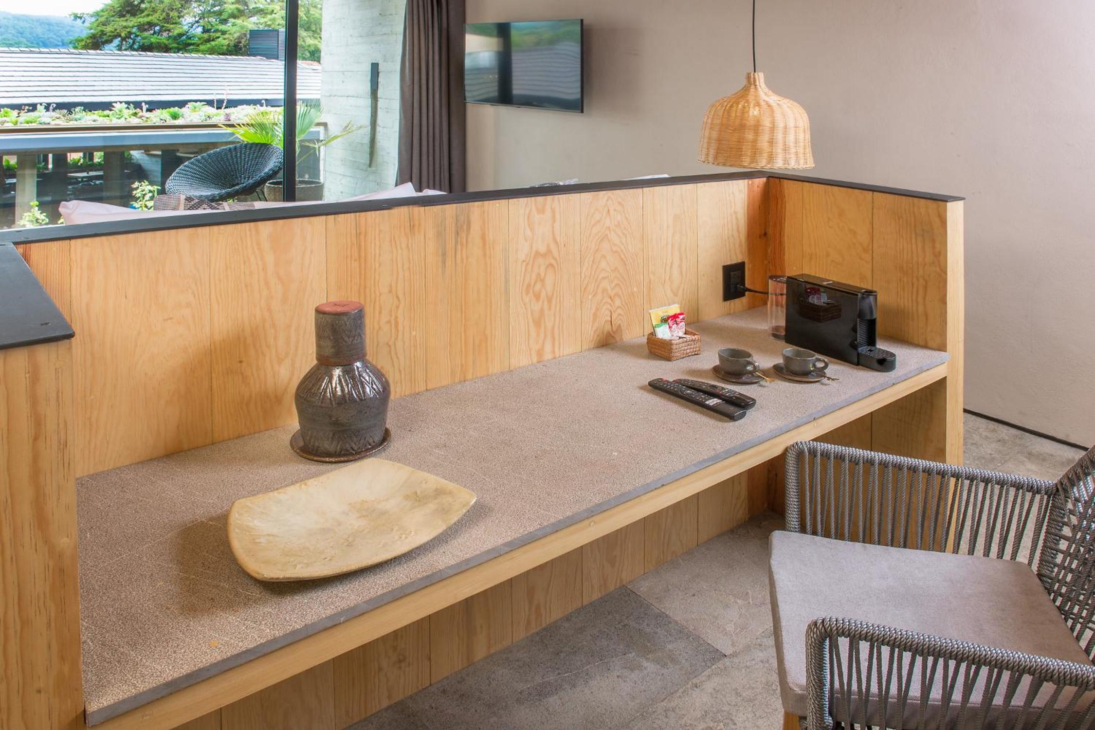 King Suite with Pool View - Photo 1