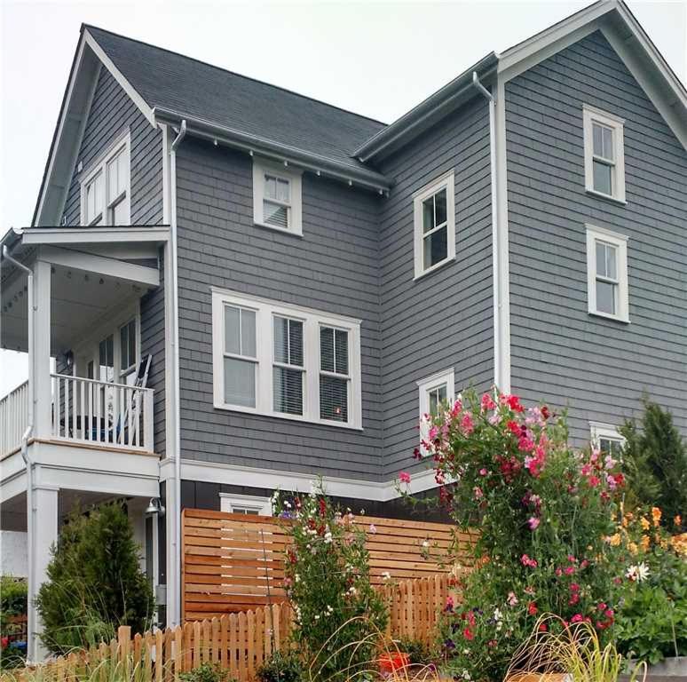 Four-Bedroom House photo 3
