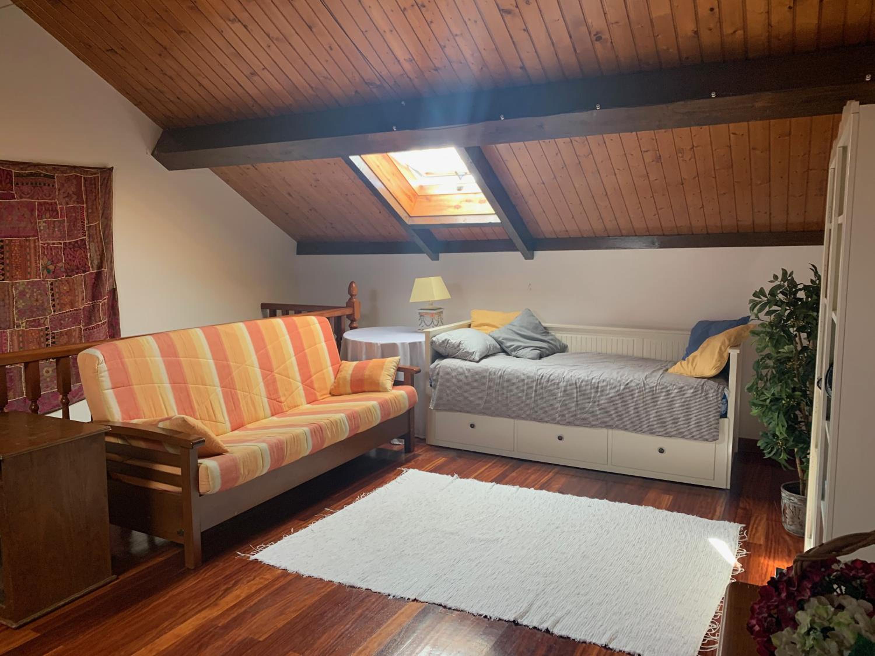 Casa de cuatro habitaciones