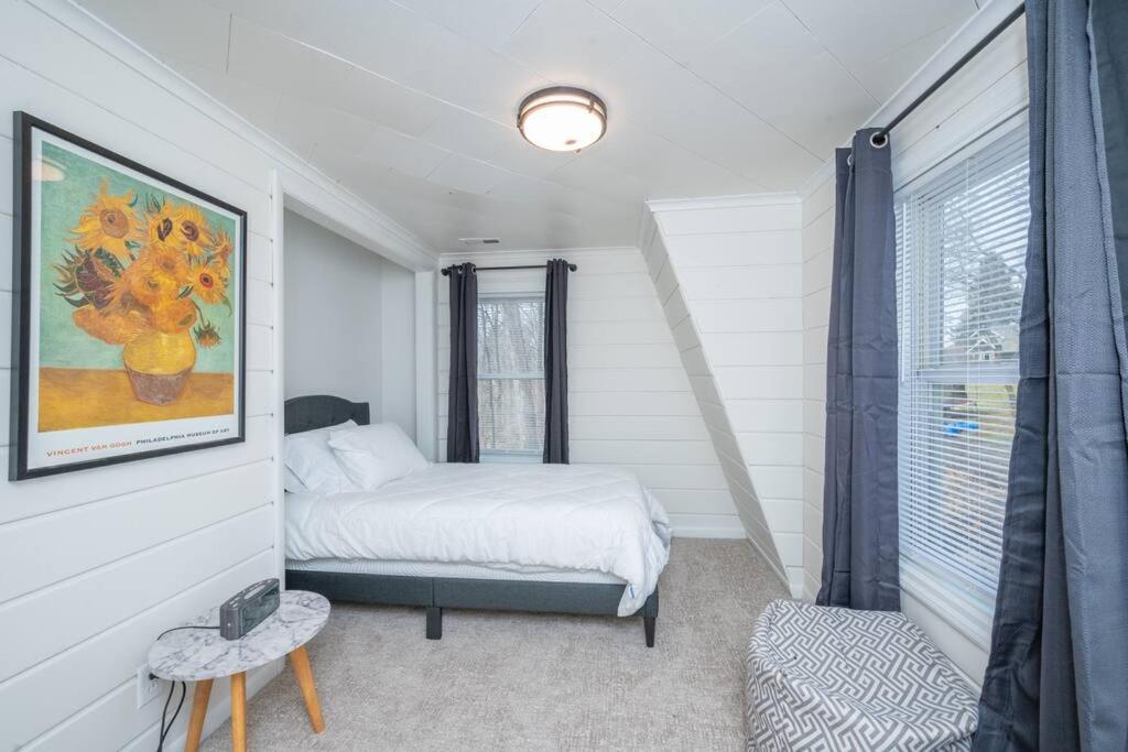 One-Bedroom House photo 1