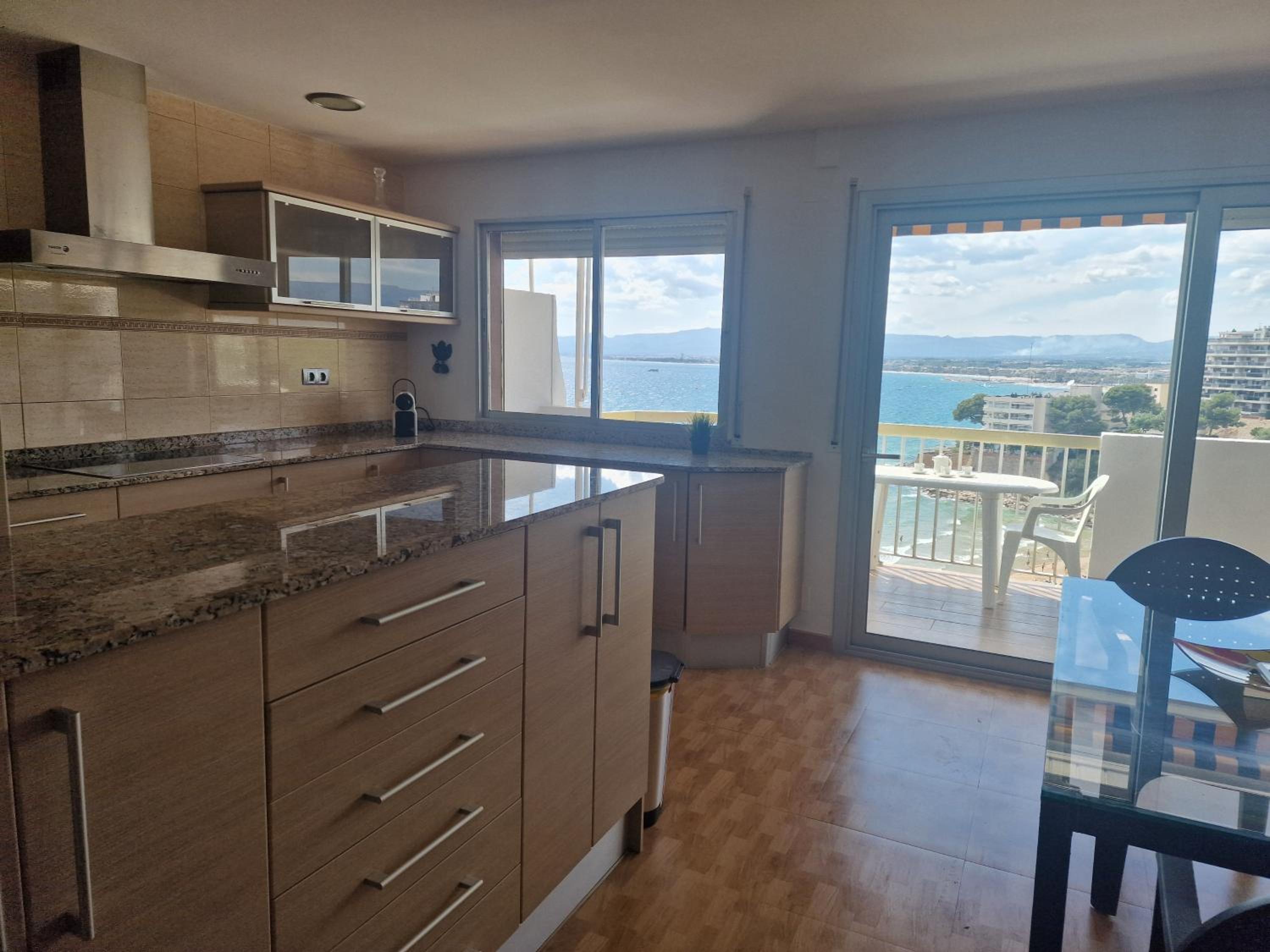 Two-Bedroom Deluxe Apartment with Ocean View photo 3