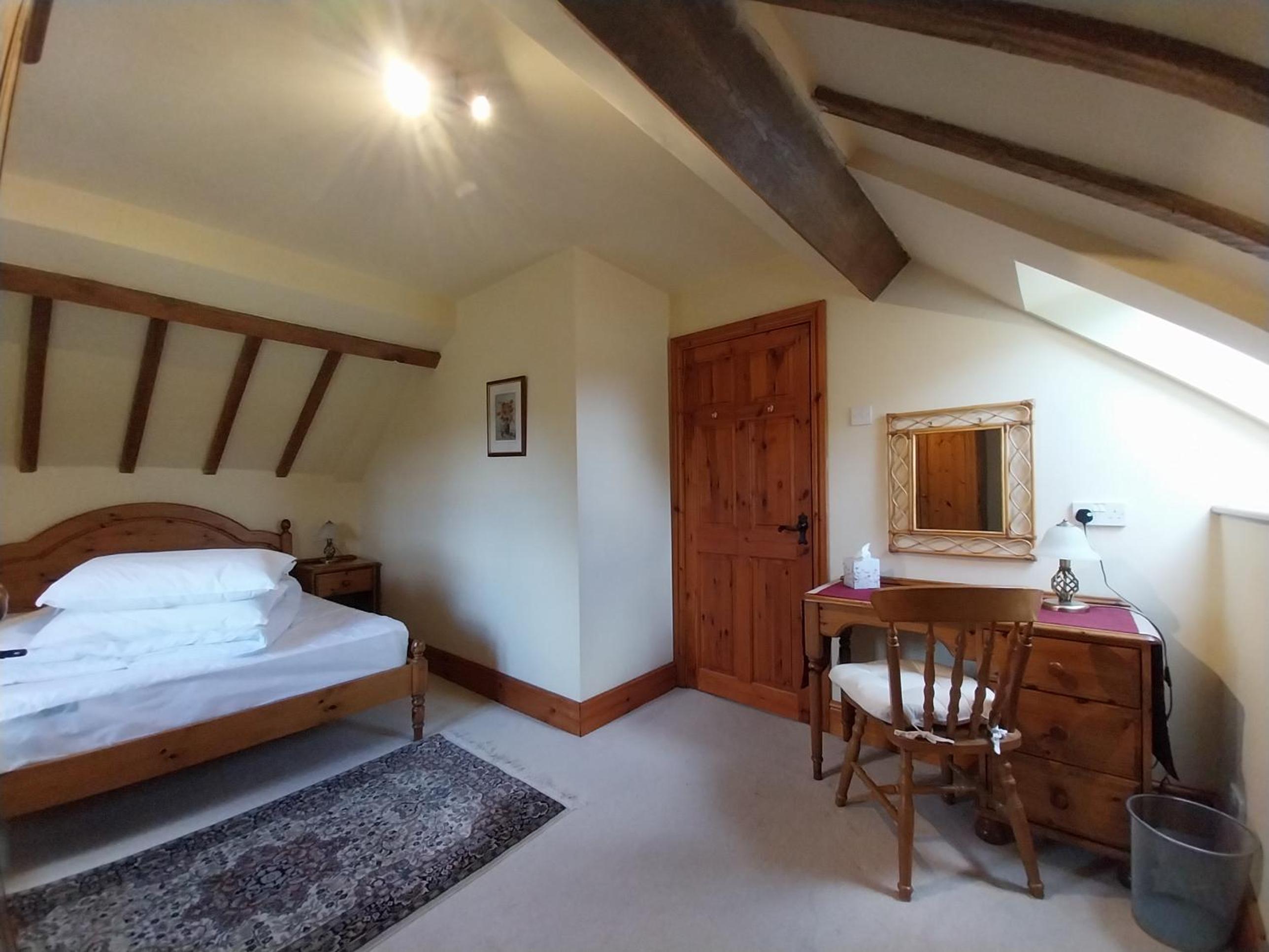 Two-Bedroom House photo 3
