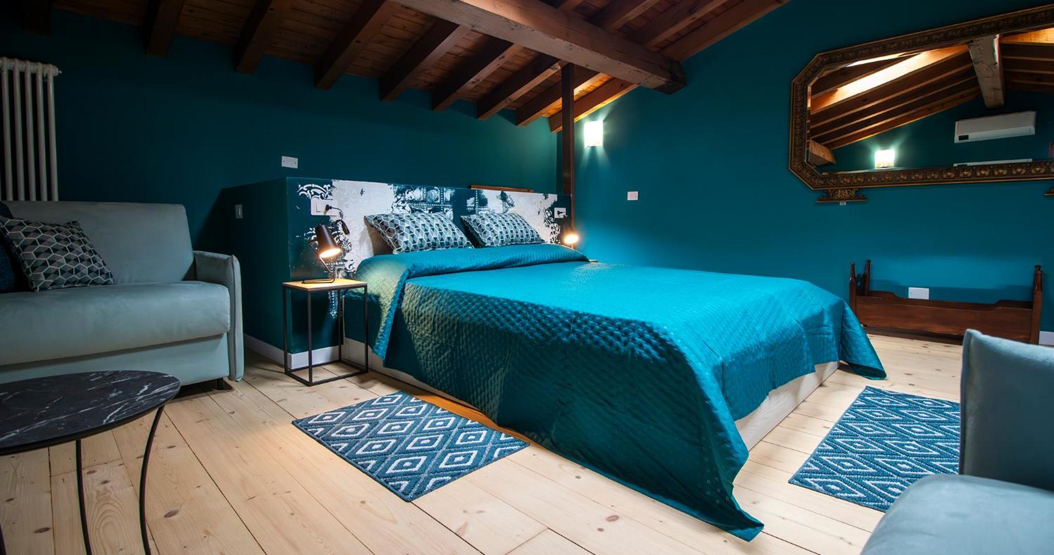 Three-Bedroom House photo 2