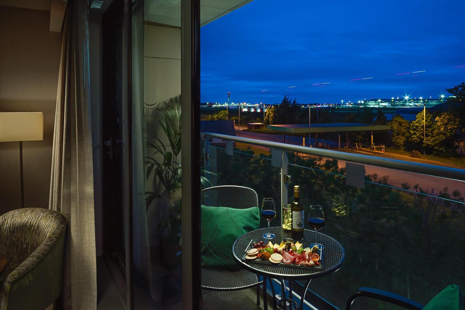 Rooftop Balcony Suite