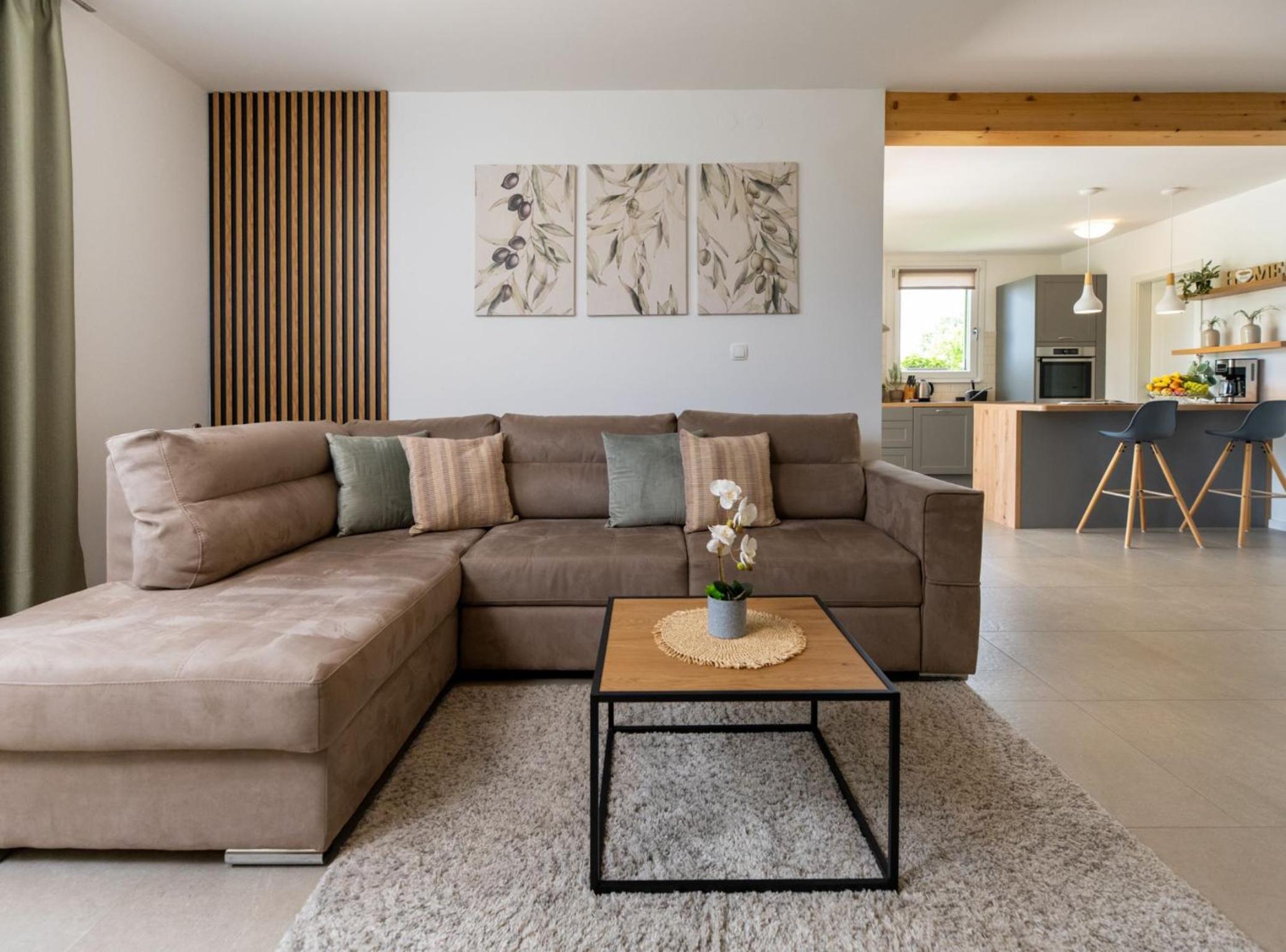 Three Bedroom photo 1