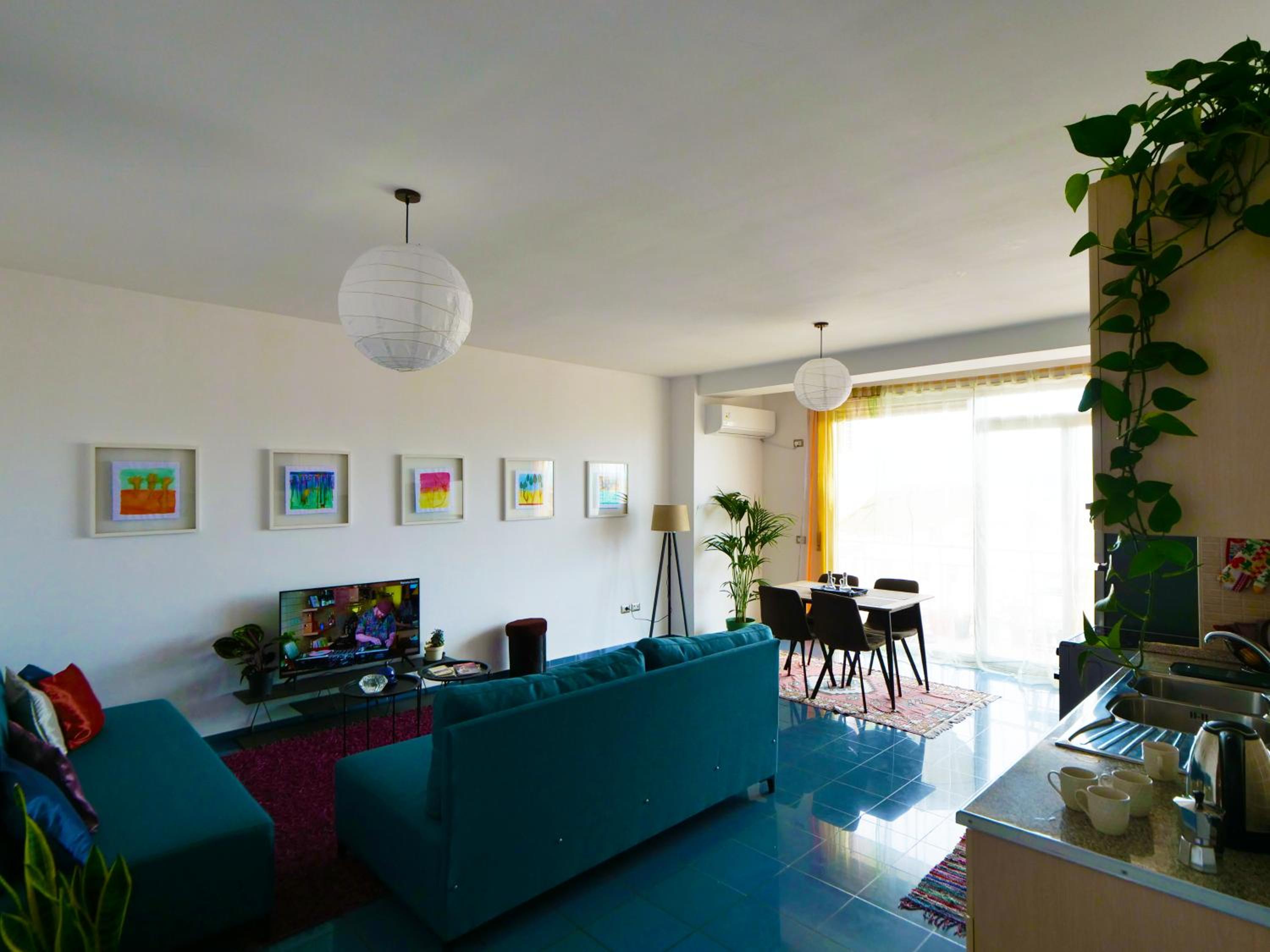 One-Bedroom Apartment