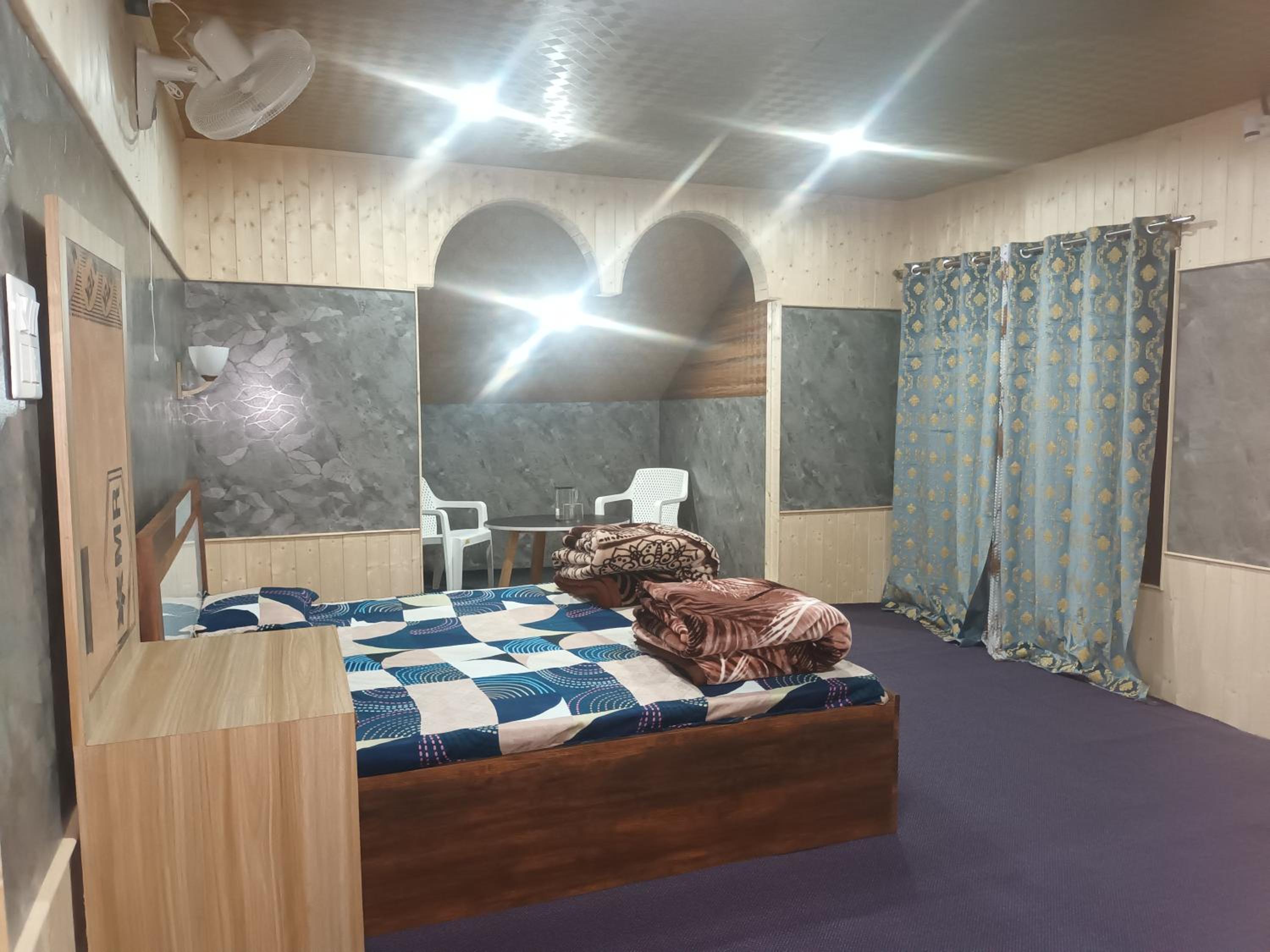 Deluxe Double Room photo 3