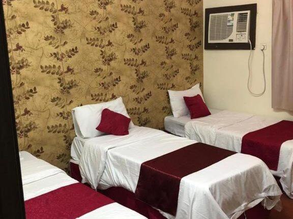 Single Bed In Dormitory Room photo 3