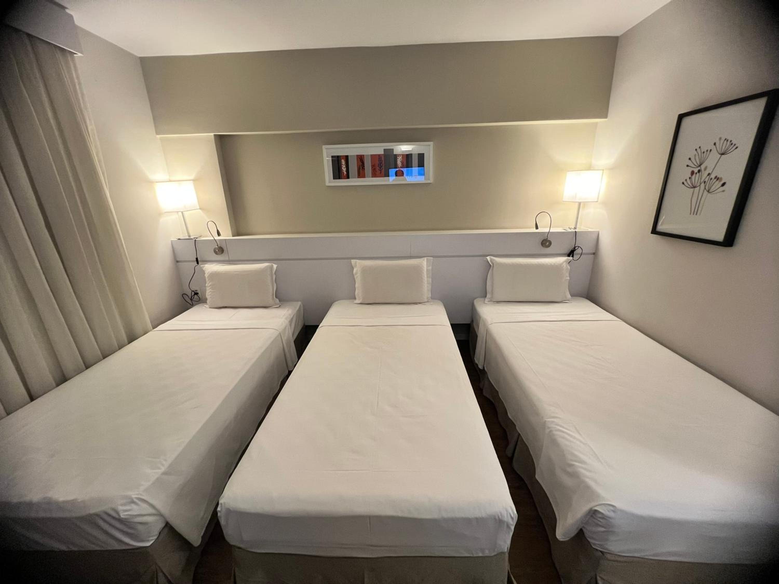 Standar Triple Room with 3 Single Beds