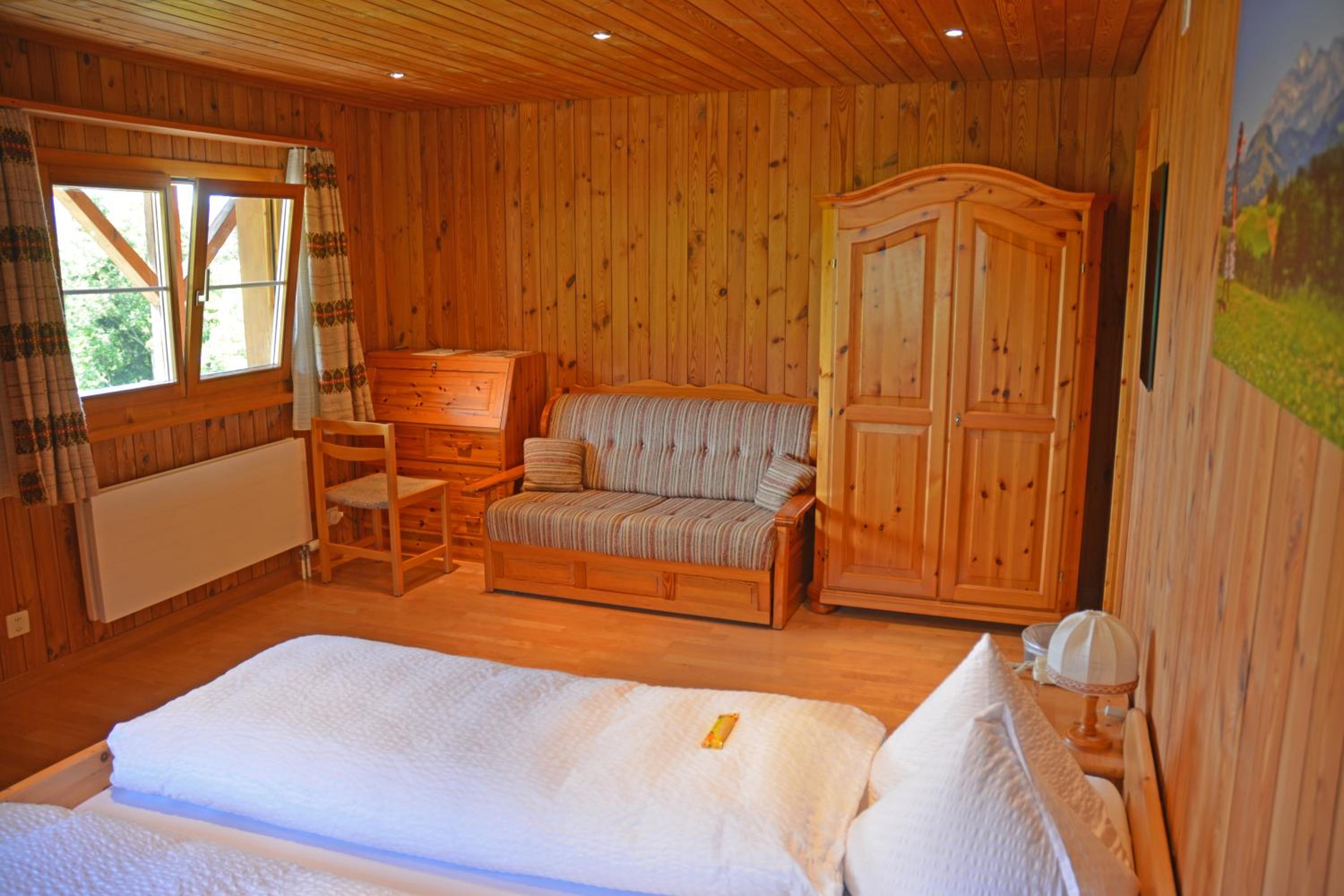 Double Room with Mountain View and Private Bathroom photo 3