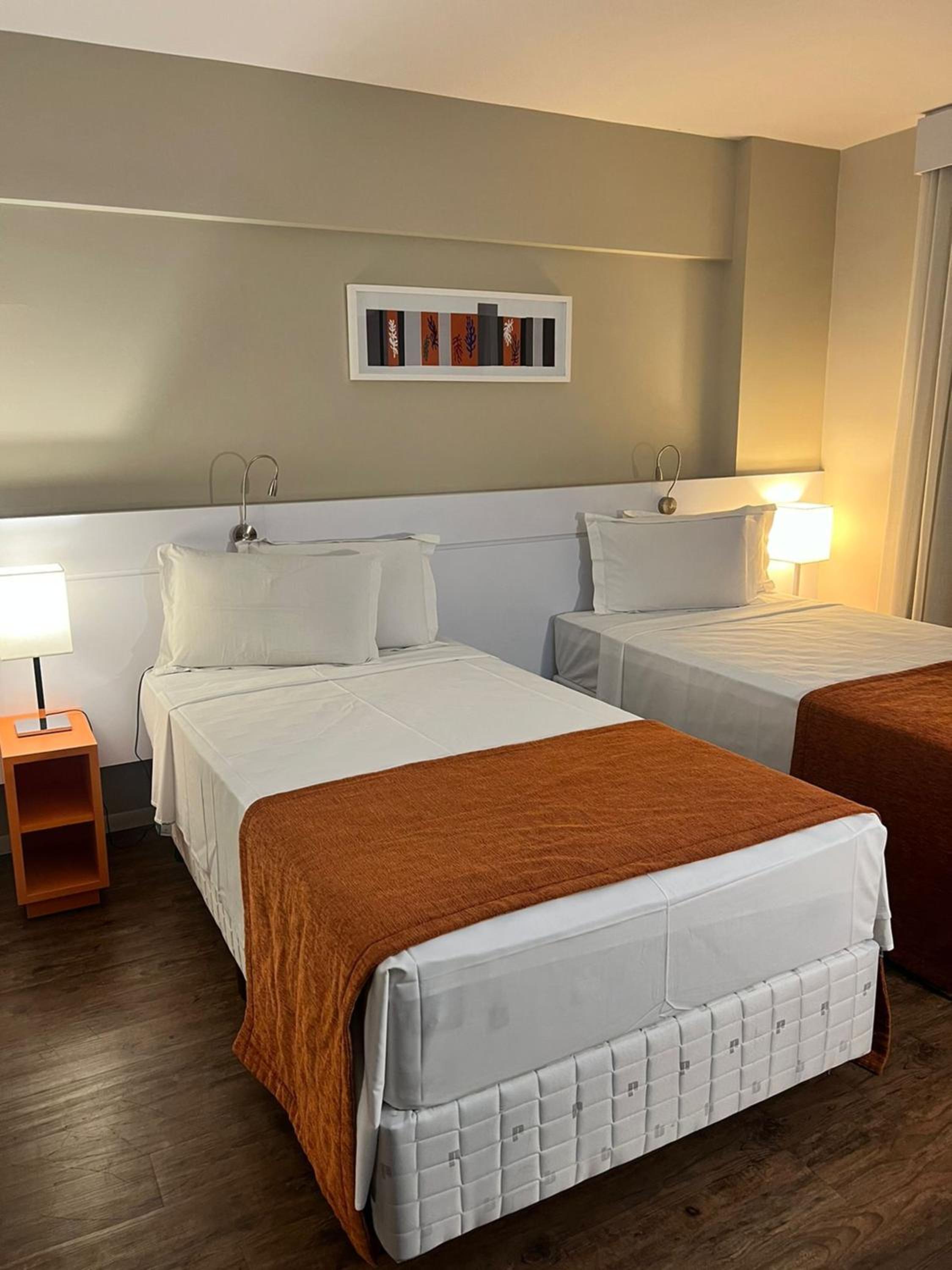 Luxe Twin Room with 2 Twin Beds