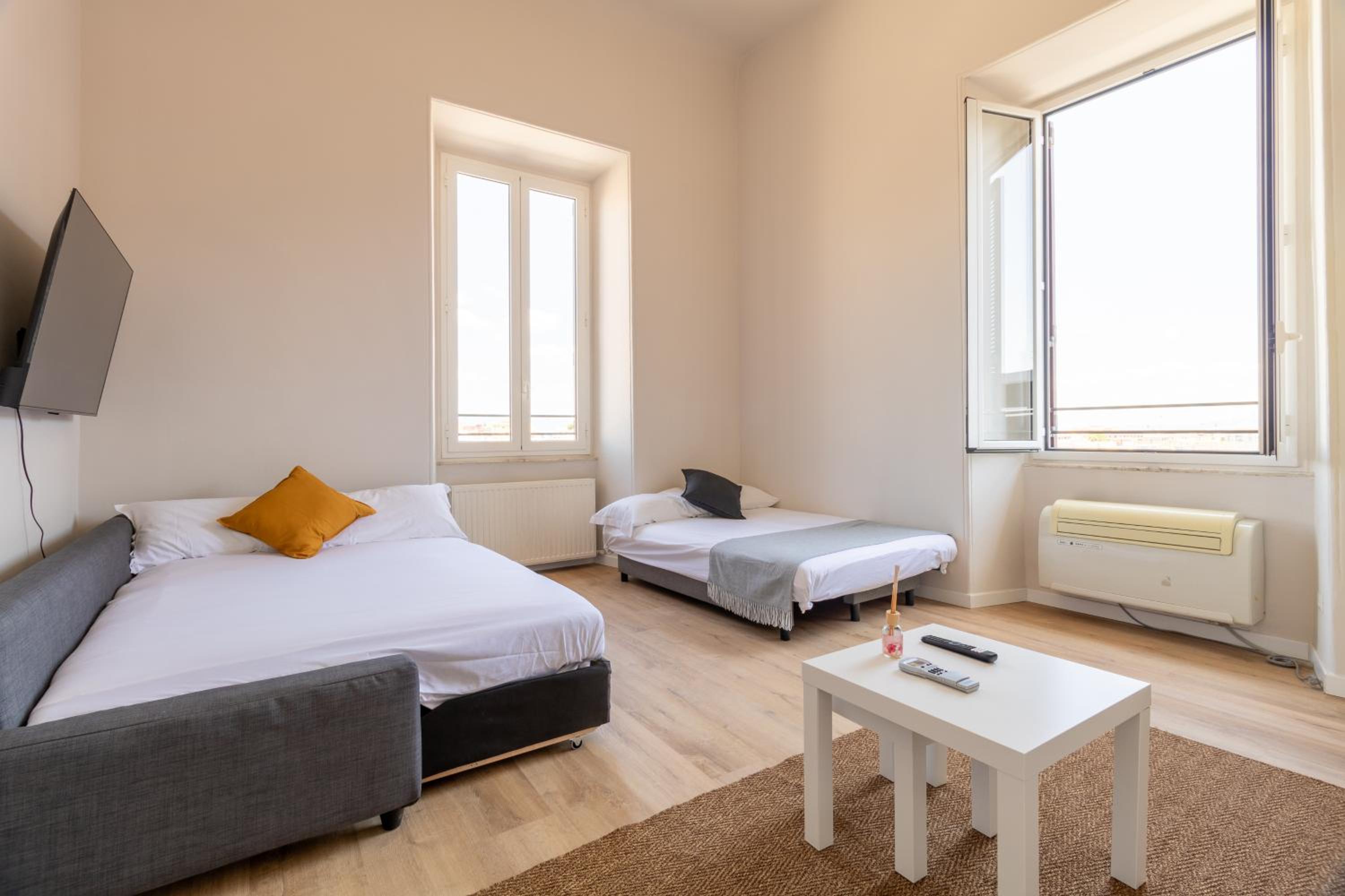Quadruple Room with Private Bathroom