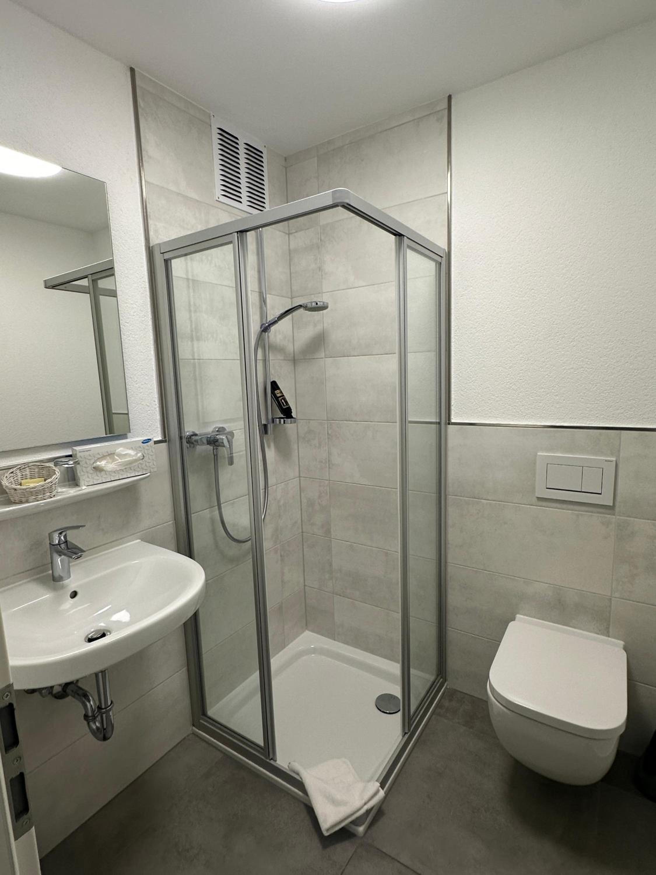 Double Room - Photo 2