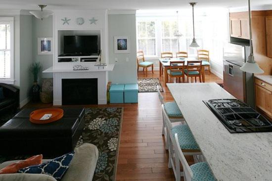 Two-Bedroom House photo 1