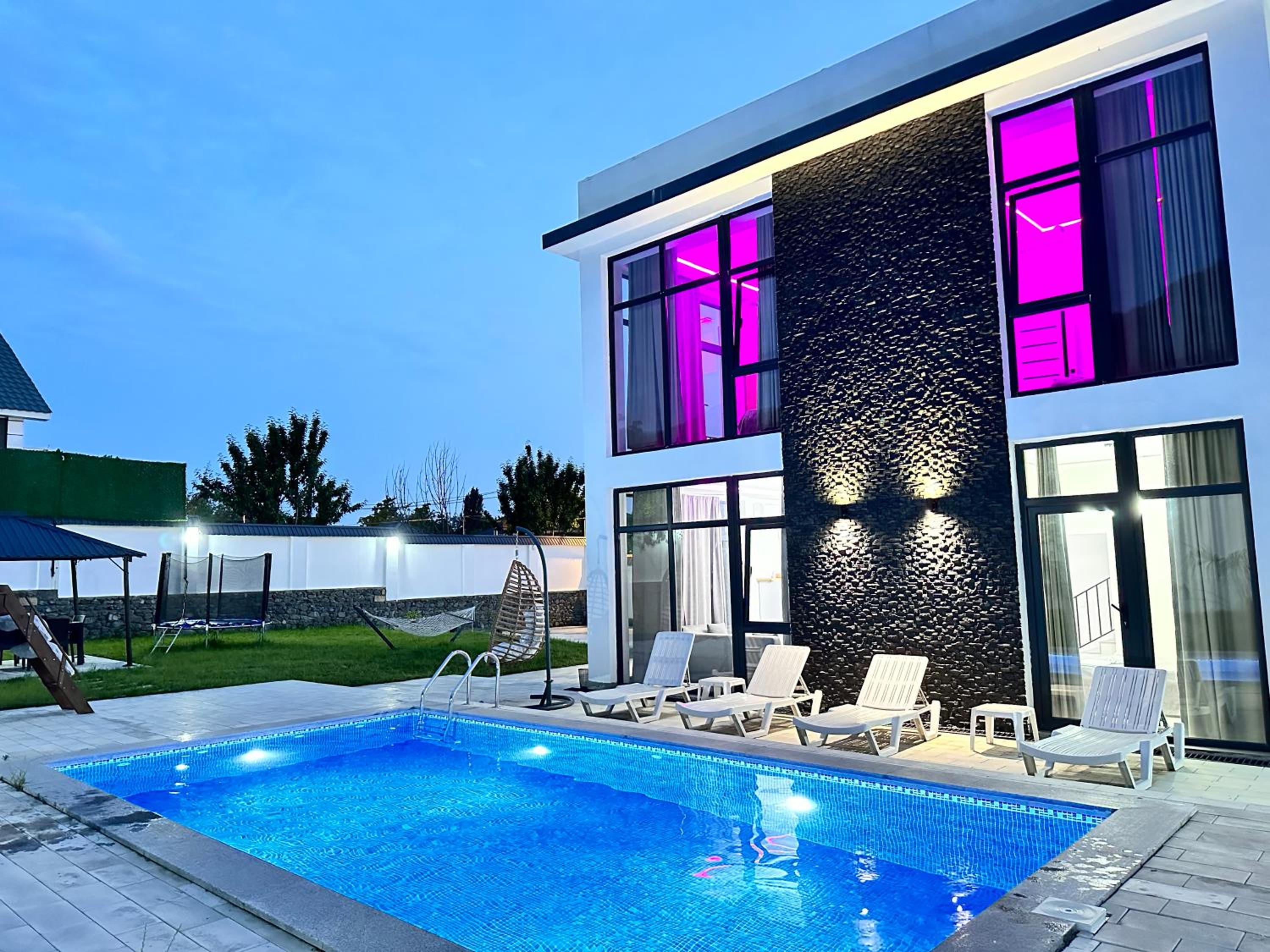 Villa photo 1