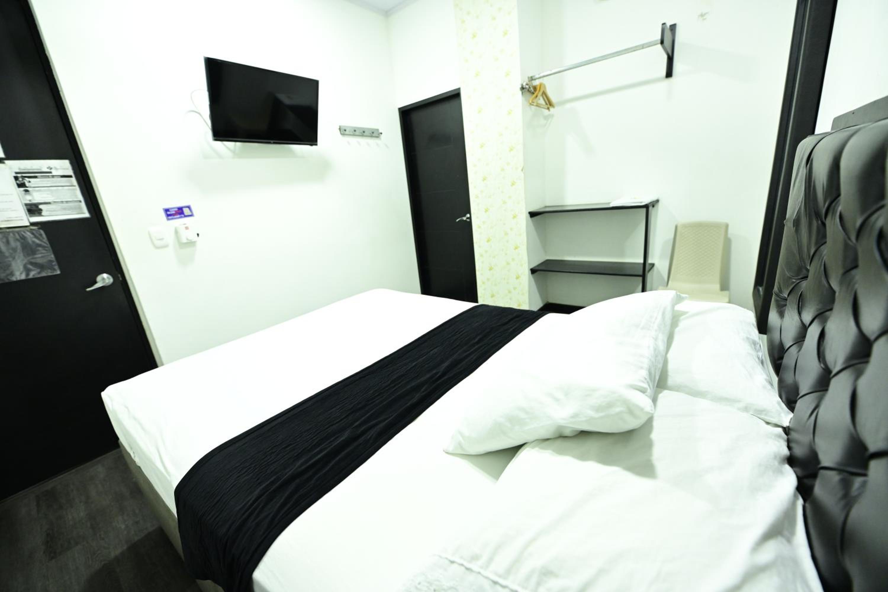 Single Room photo 2