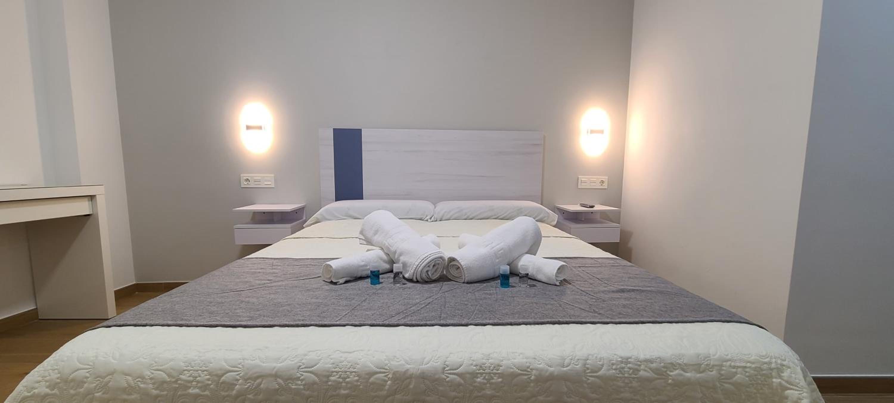 Double Room with Balcony photo 3