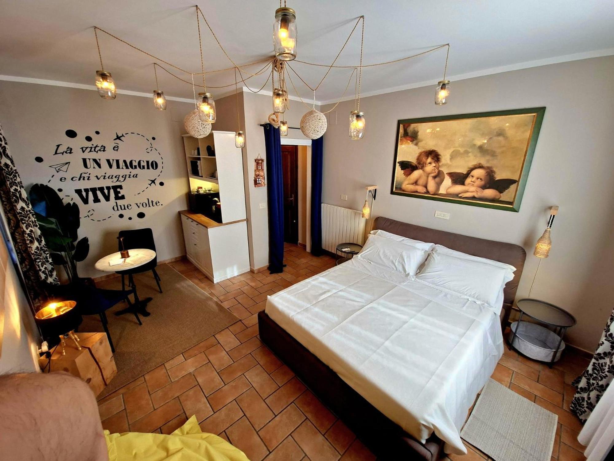 Two-Bedroom Deluxe Apartment with Garden View photo 2