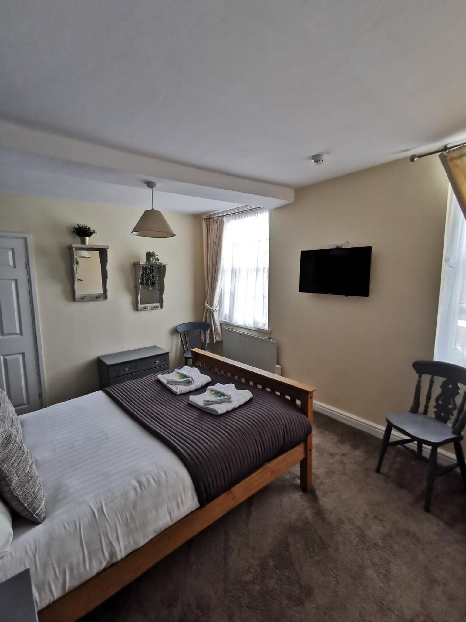 Double Room With Private Bathroom photo 1