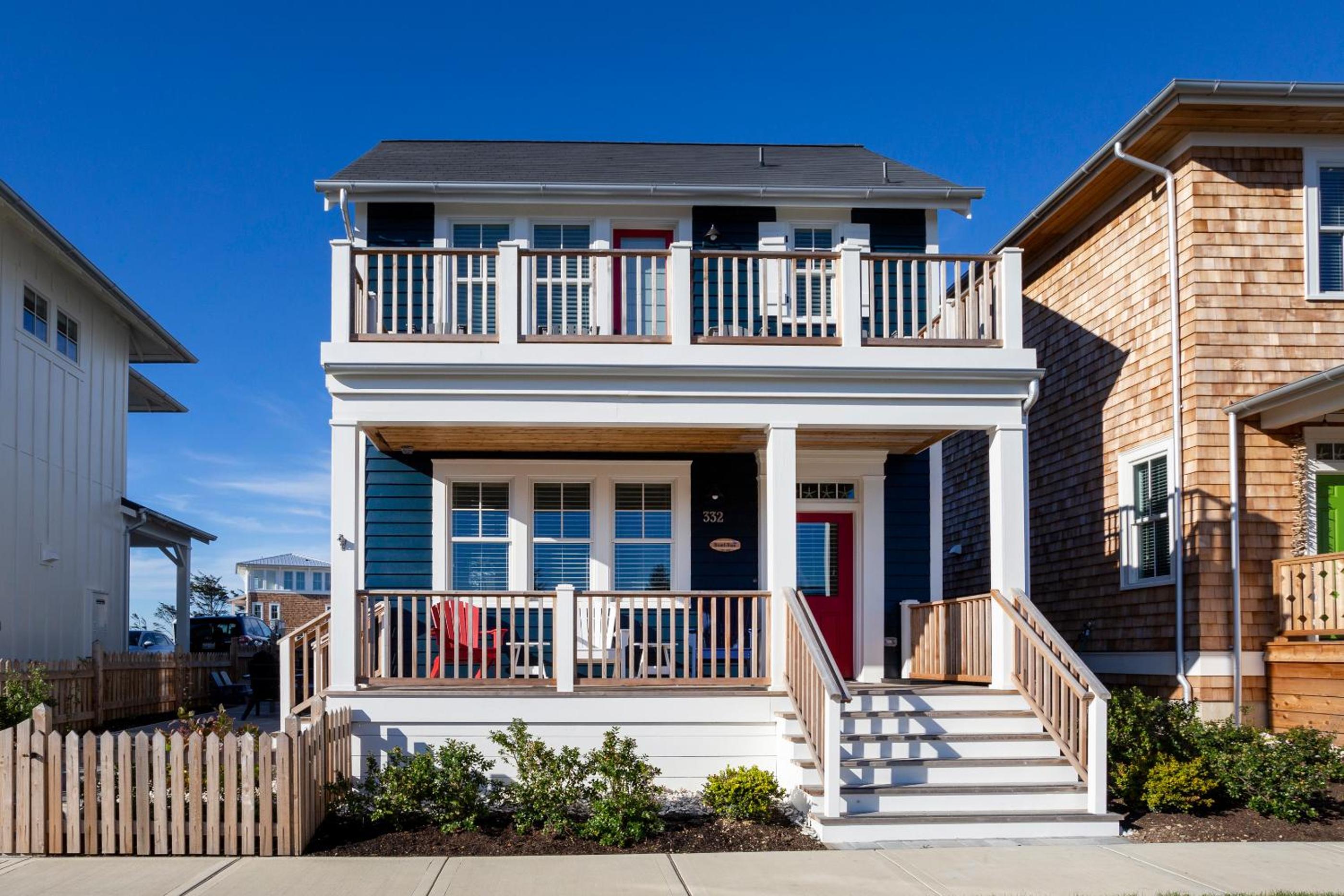 Four-Bedroom House photo 2