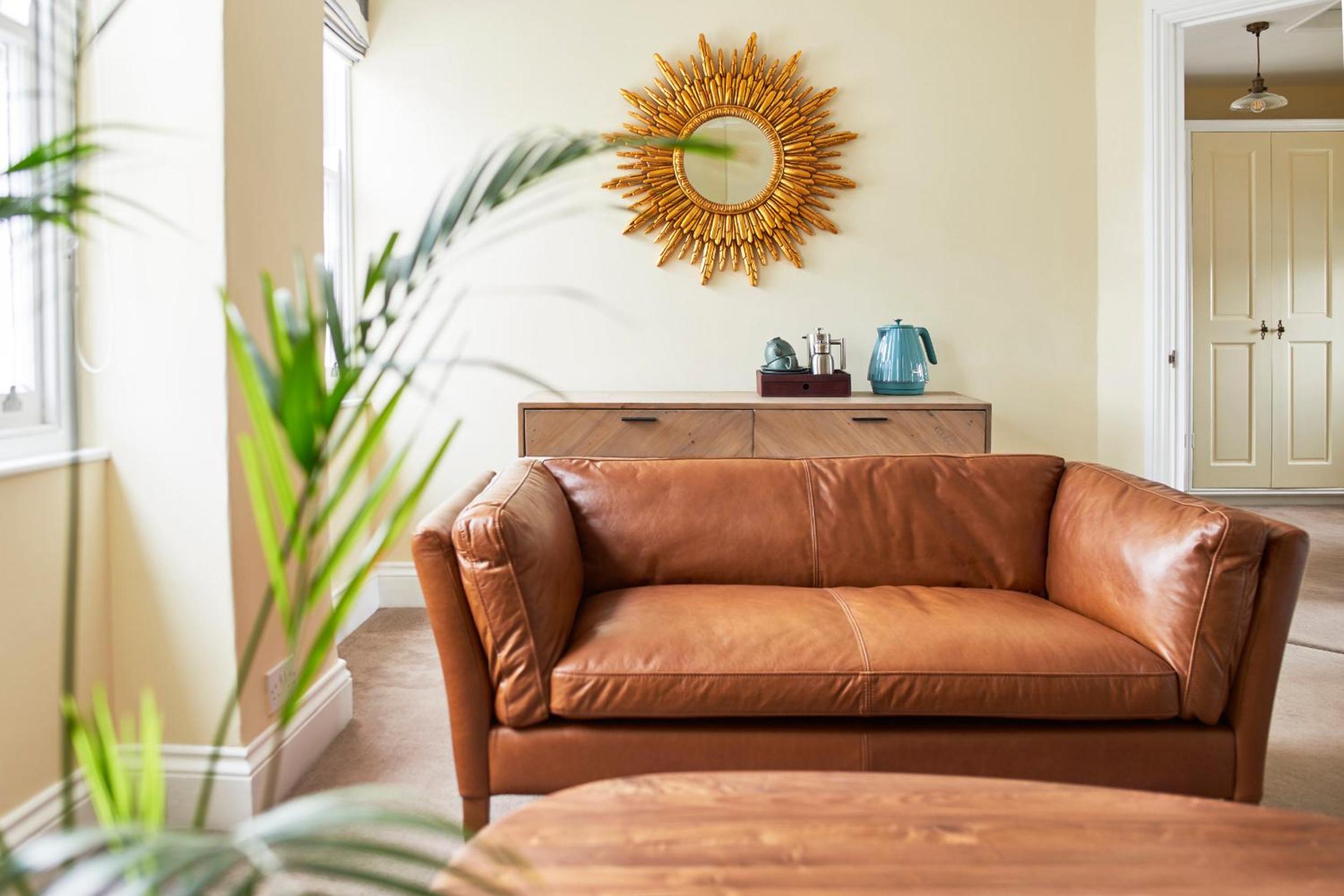 Deluxe King Suite