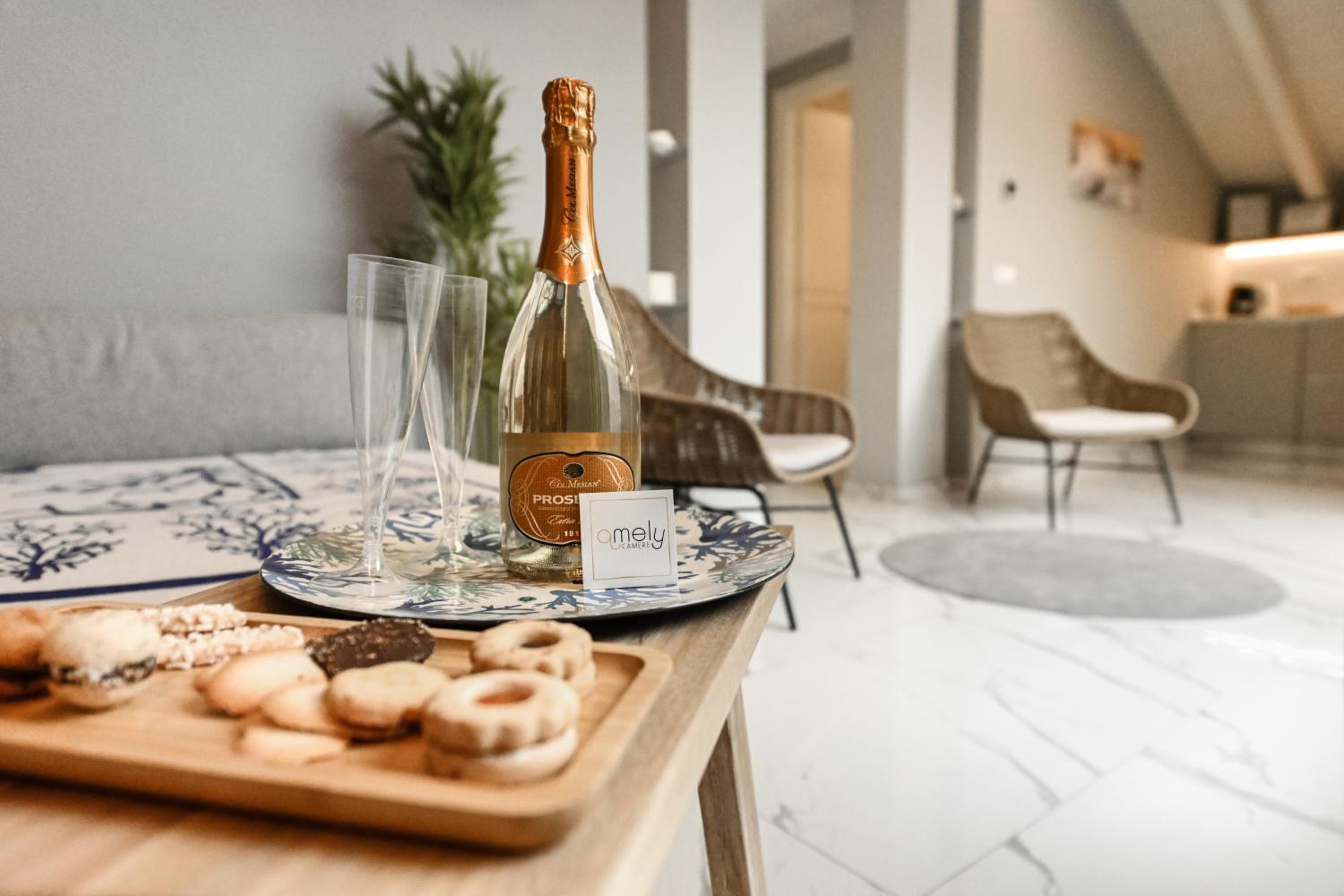 Suite with Terrace - Photo 8