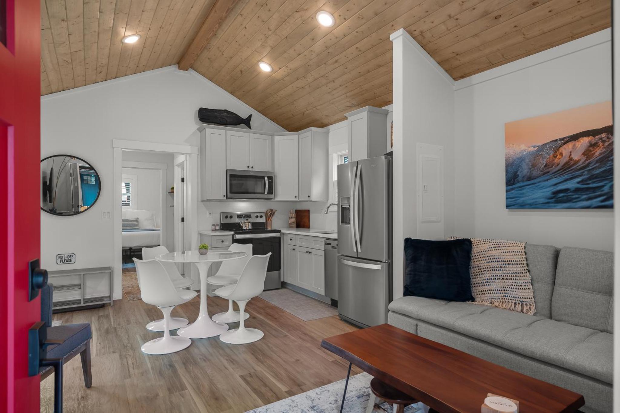 One-Bedroom House photo 1