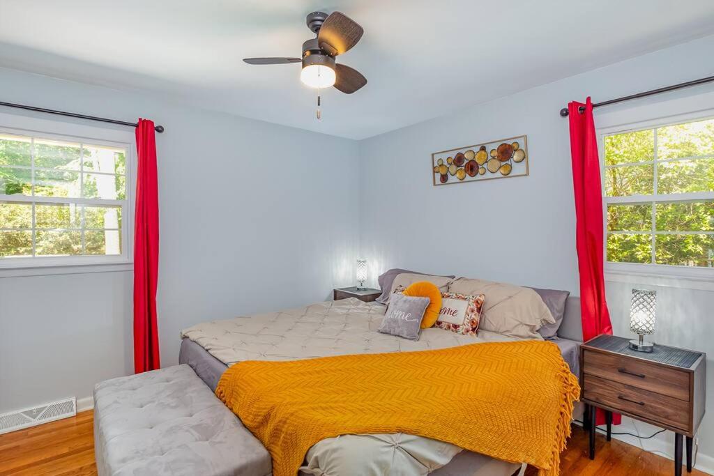 Four-Bedroom House photo 1