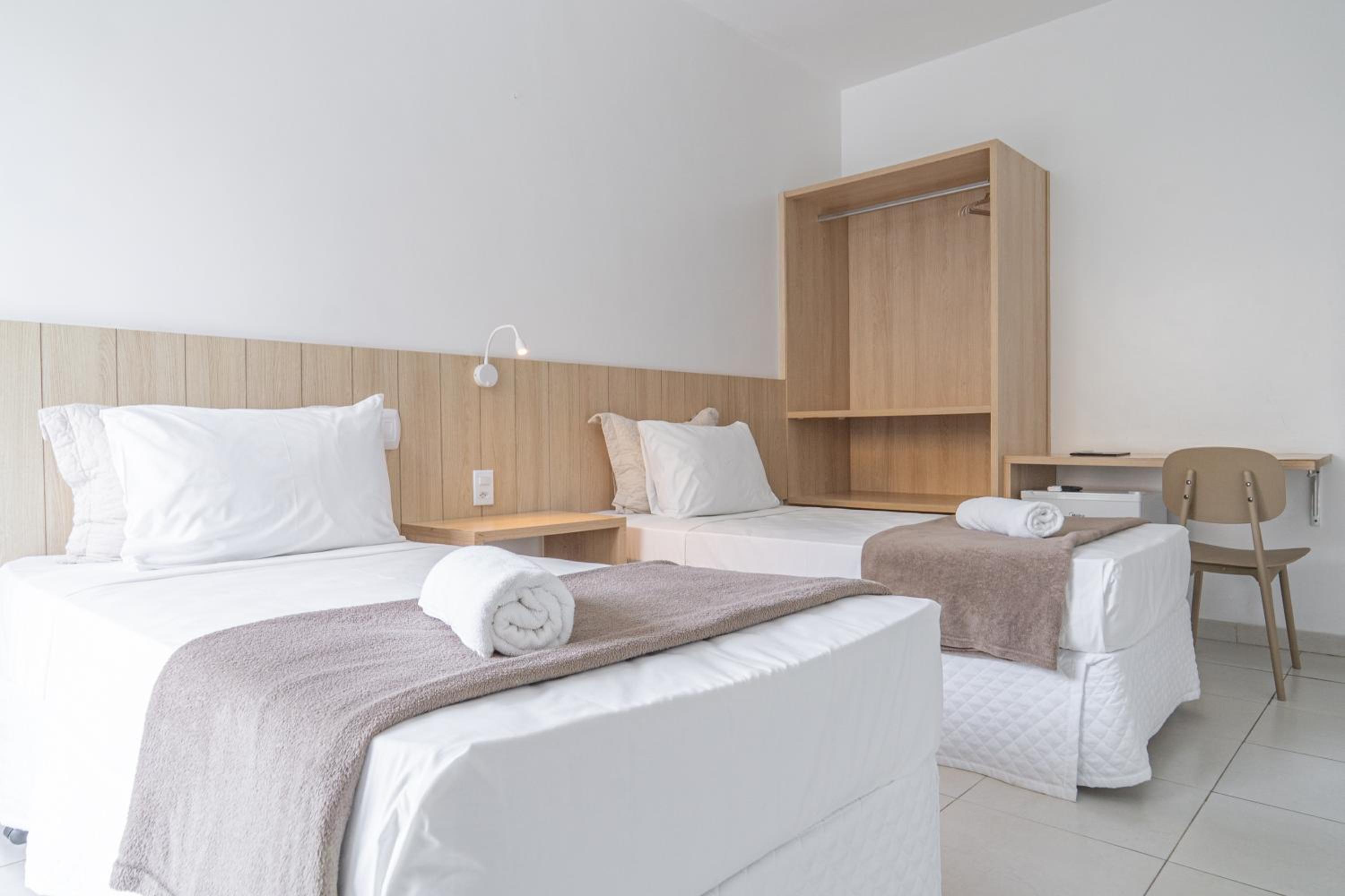 Quadruple Room - Photo 9