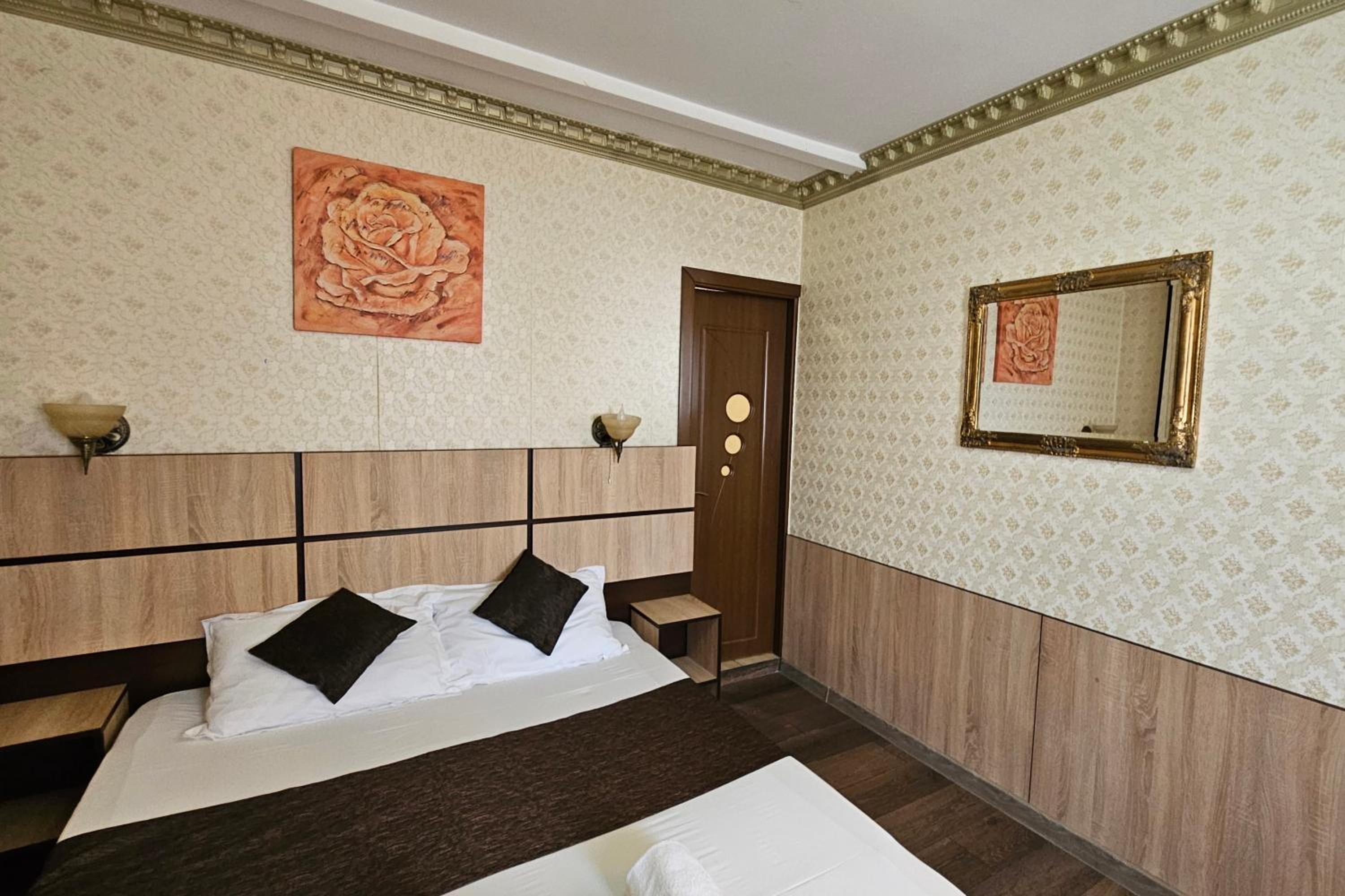 Superior Double Room - Photo 2