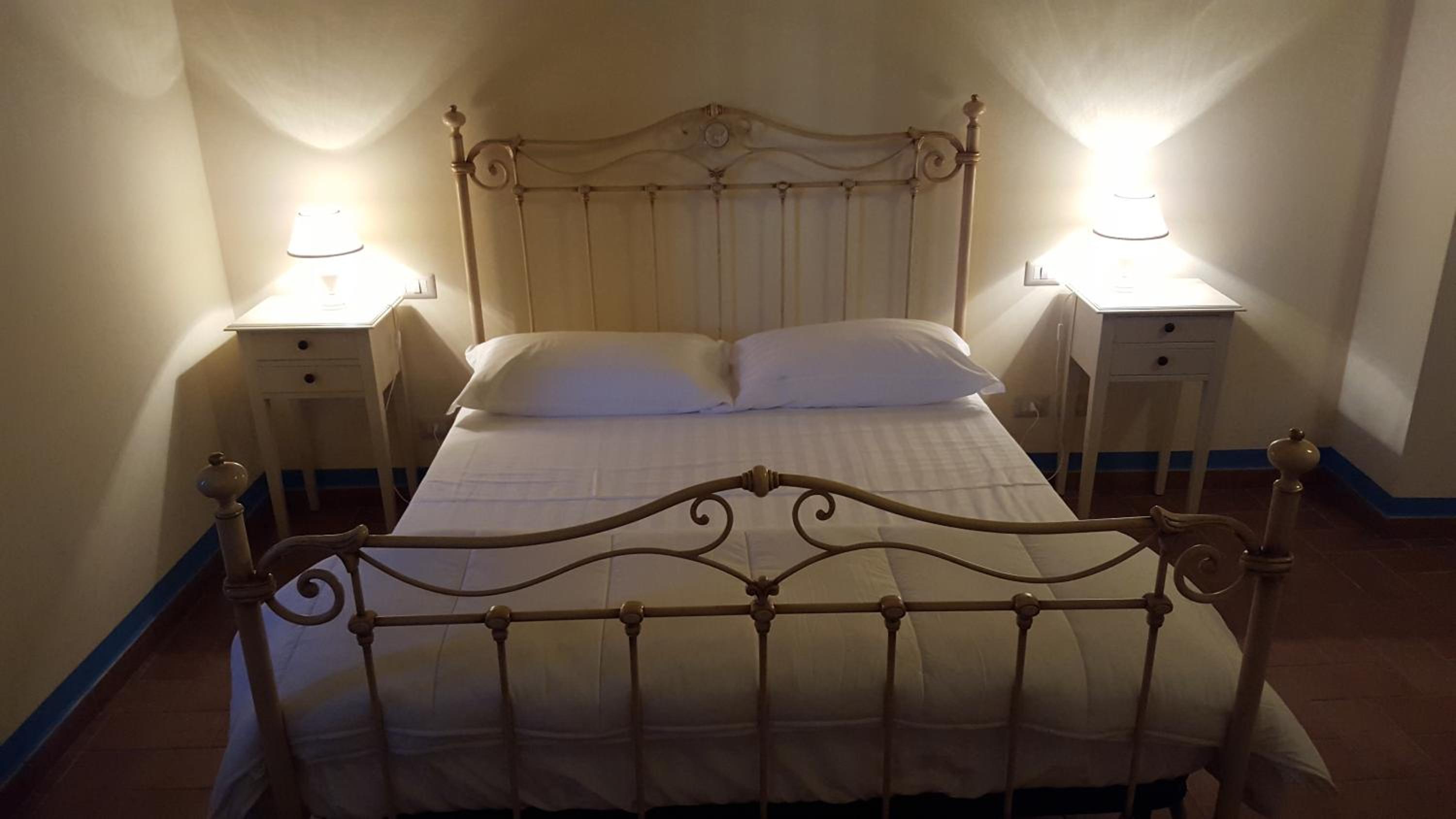 Superior King Room photo 2