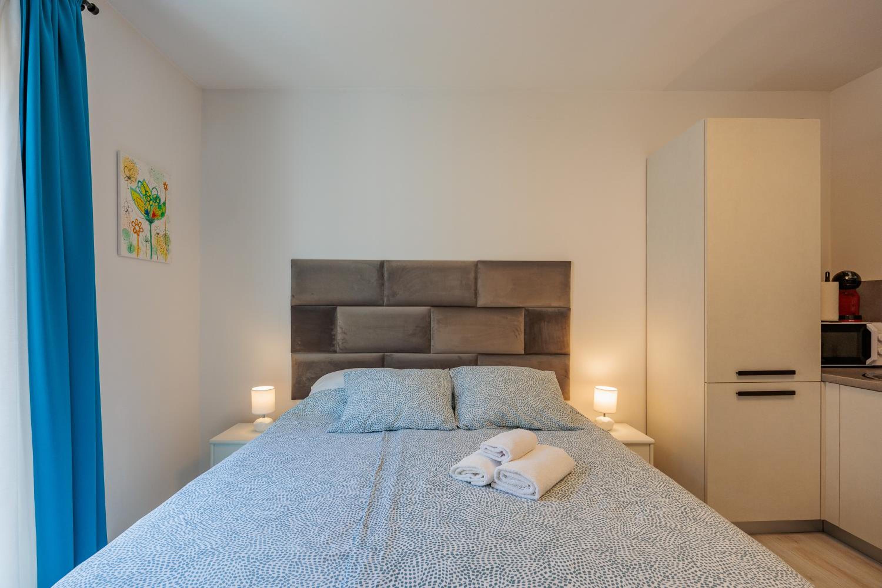 Studio Apartment with View - Photo 17