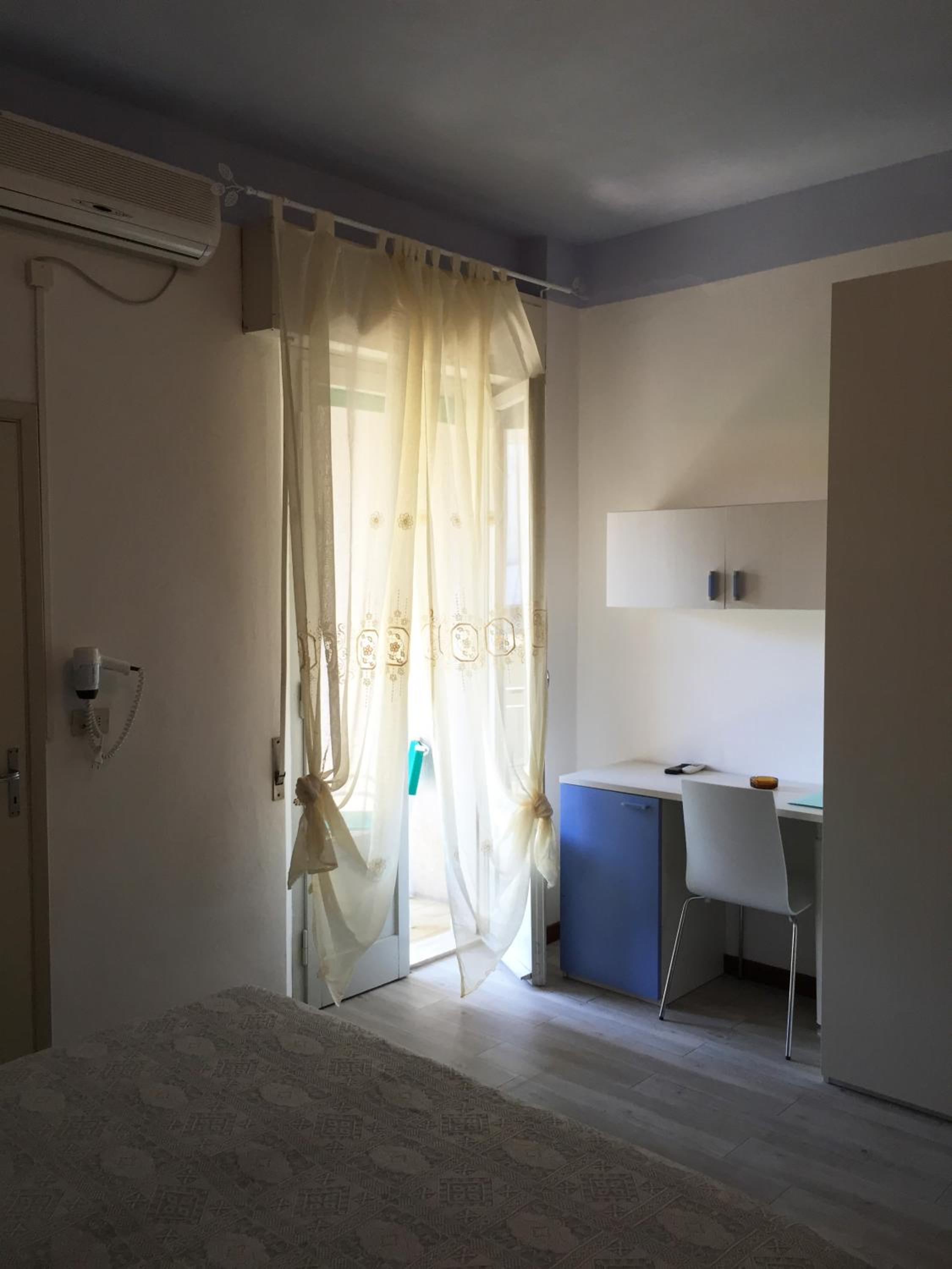 Double or Twin Room photo 2