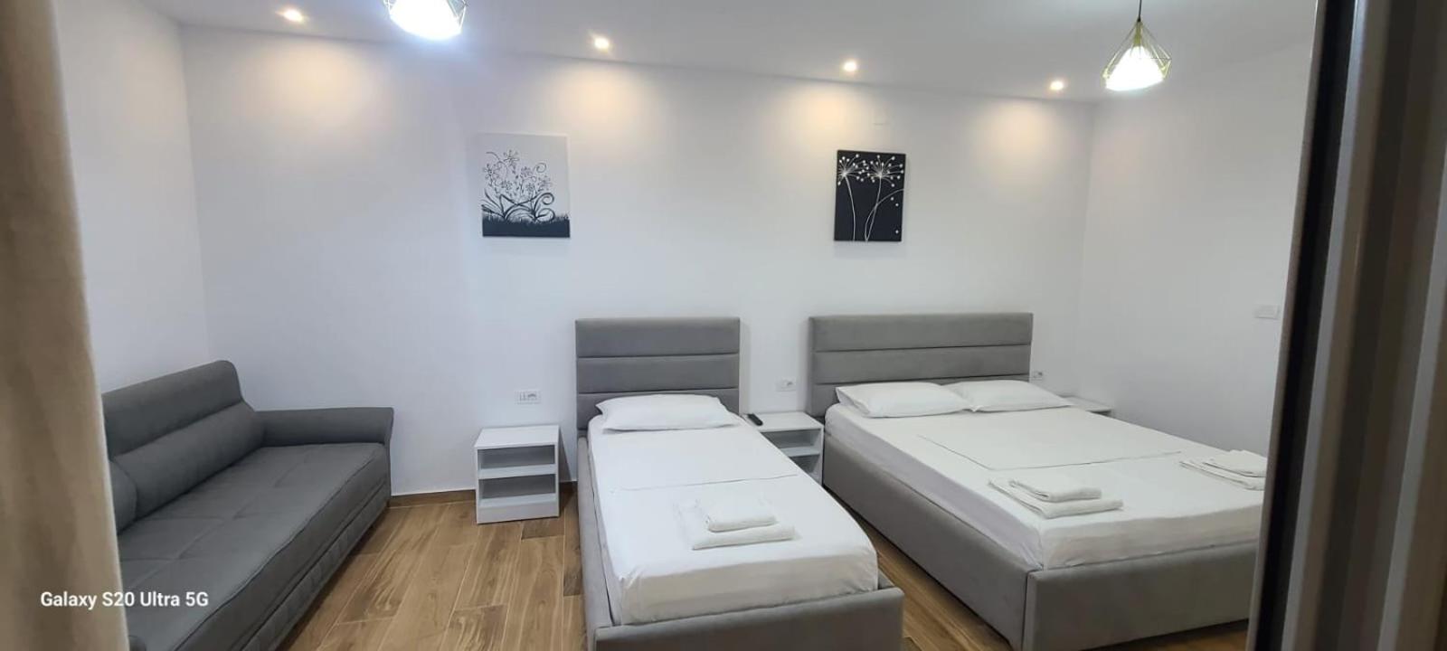 Twin Room with Balcony photo 1