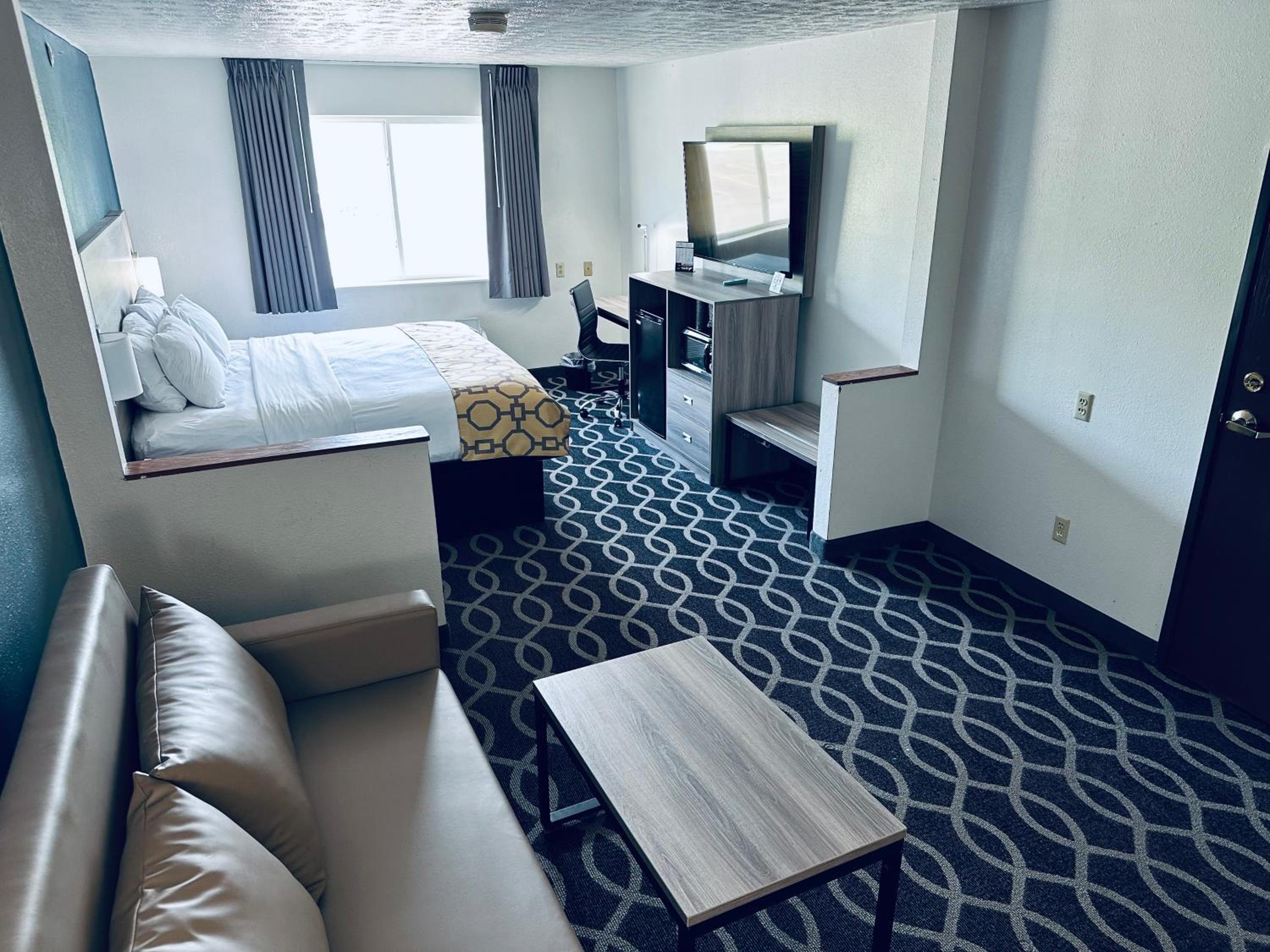 King Studio Suite - Mobility Access/Non-Smoking - Photo 1