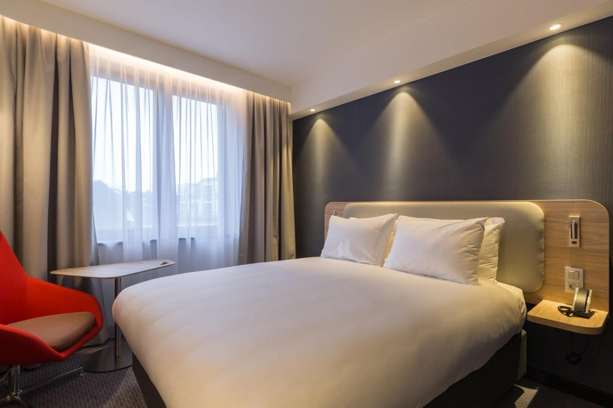 Standard Queen Room - Free Breakfast - Photo 6