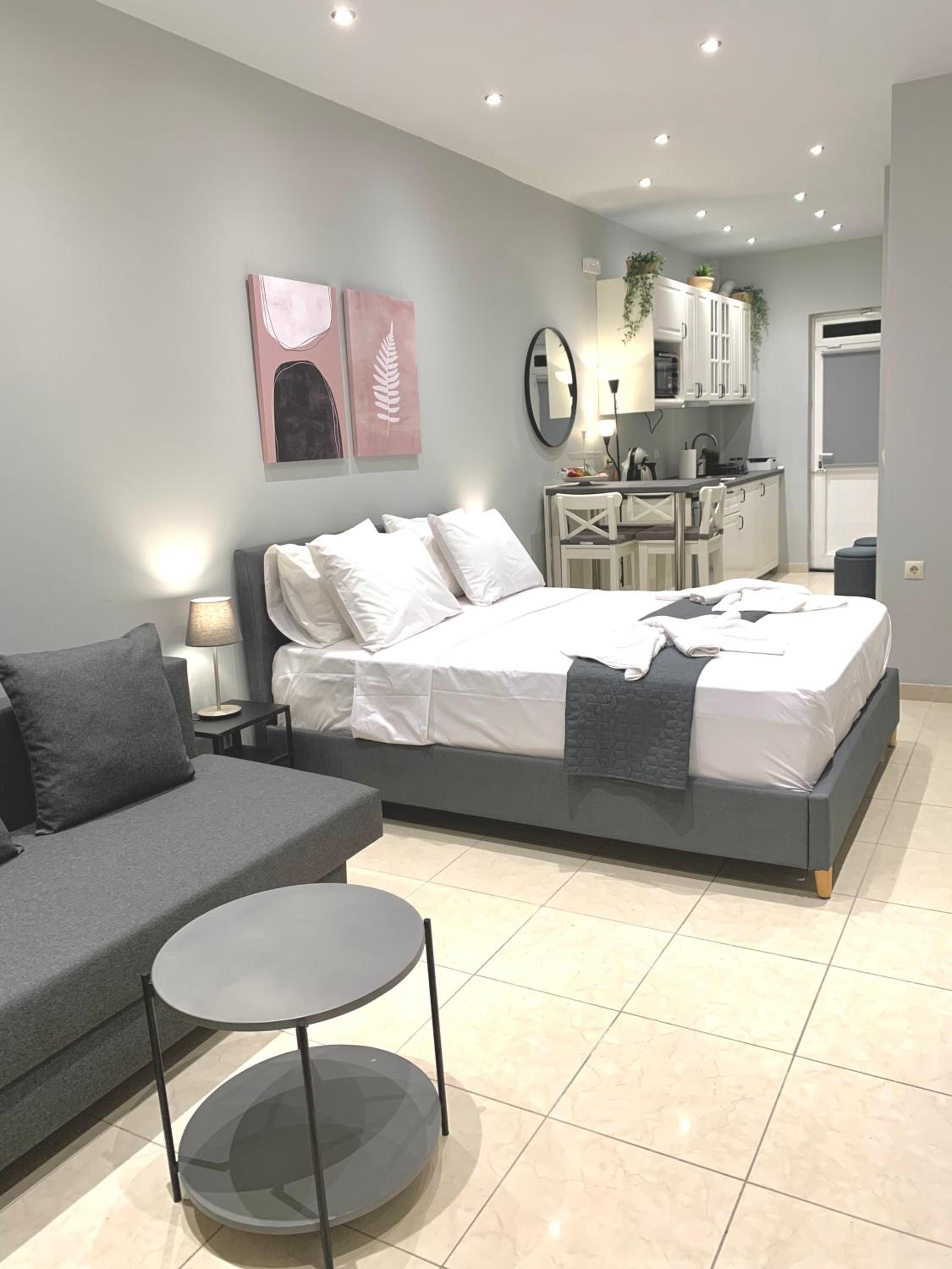 One-Bedroom Apartment