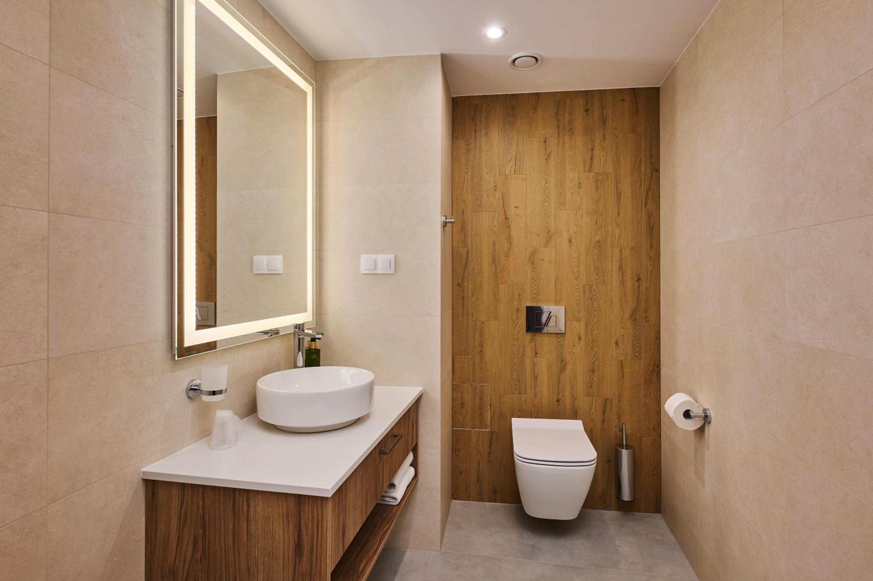 Apartment thumbnail 5