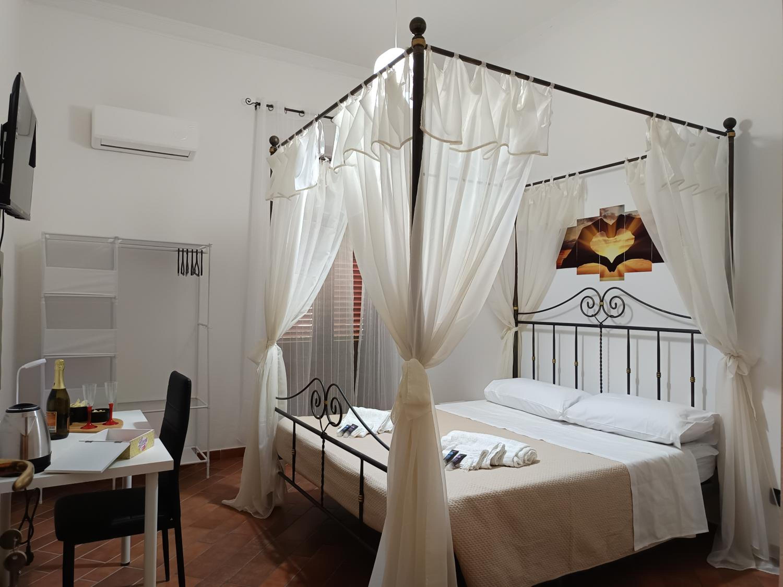 Double Room with Shared Bathroom