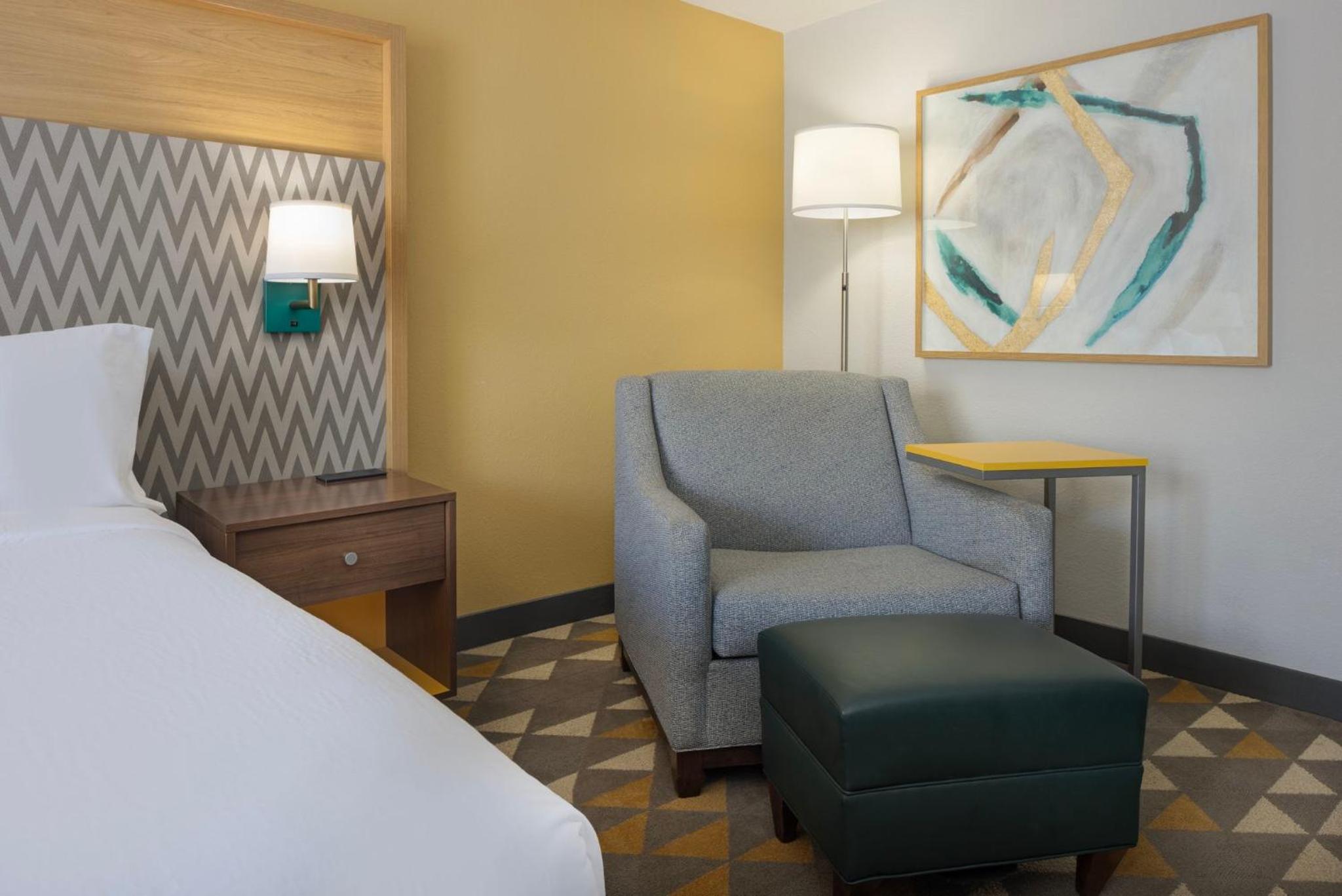 Standard King Room with Sofa Bed