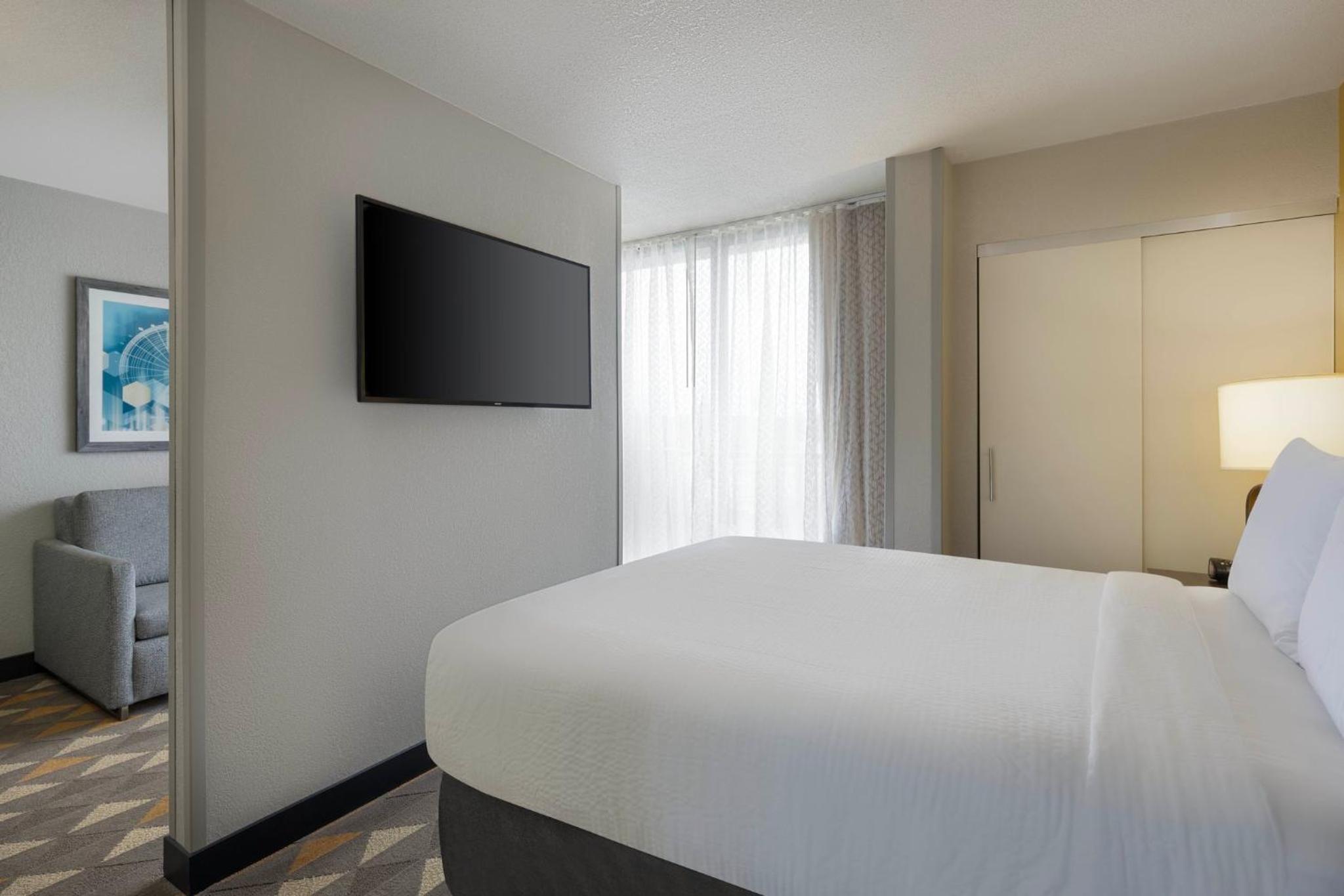 Queen Suite