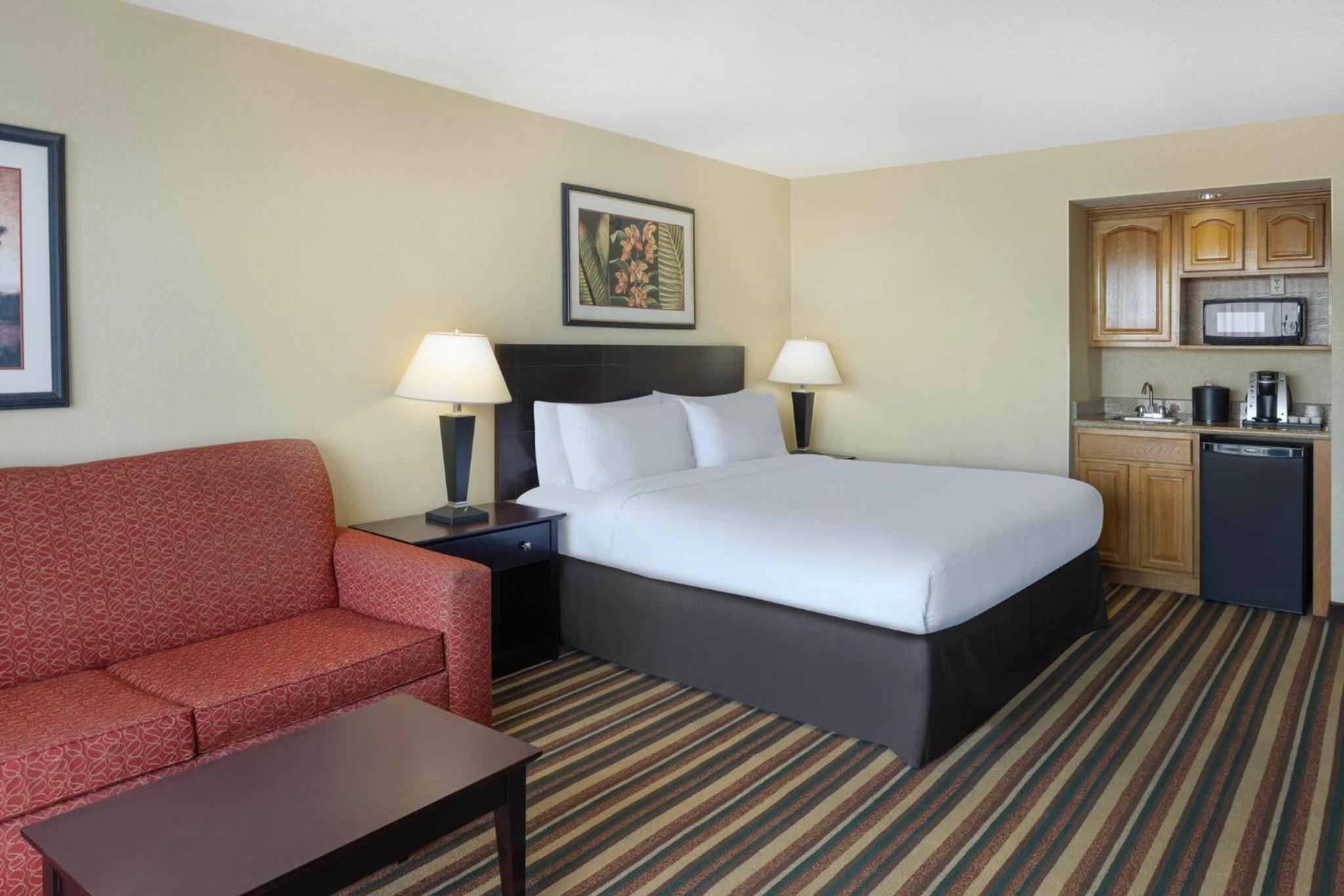 Premium King Room with Sofa Bed