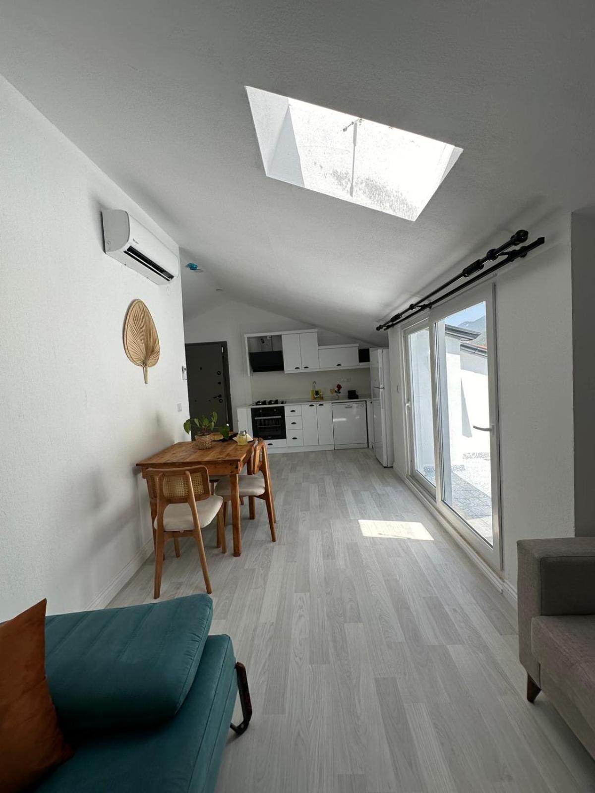 One-Bedroom Apartment - Photo 16