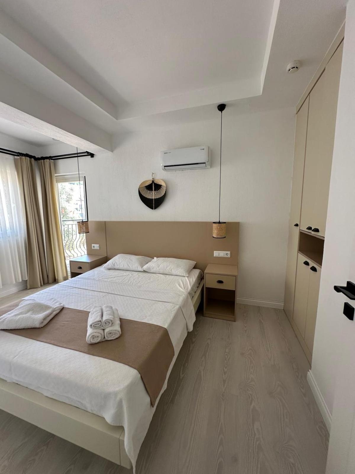 One-Bedroom Apartment - Photo 10