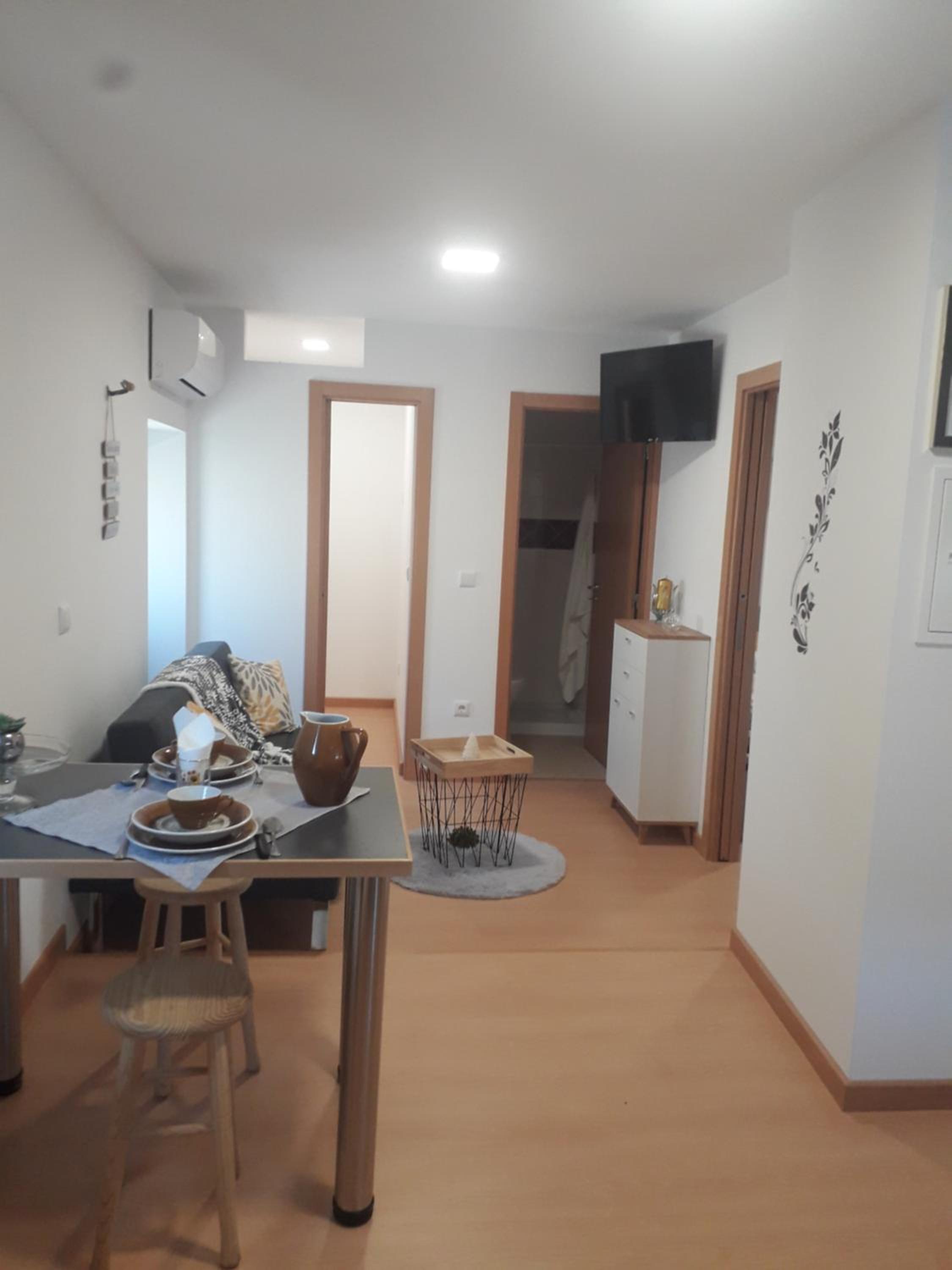 One-Bedroom House photo 2