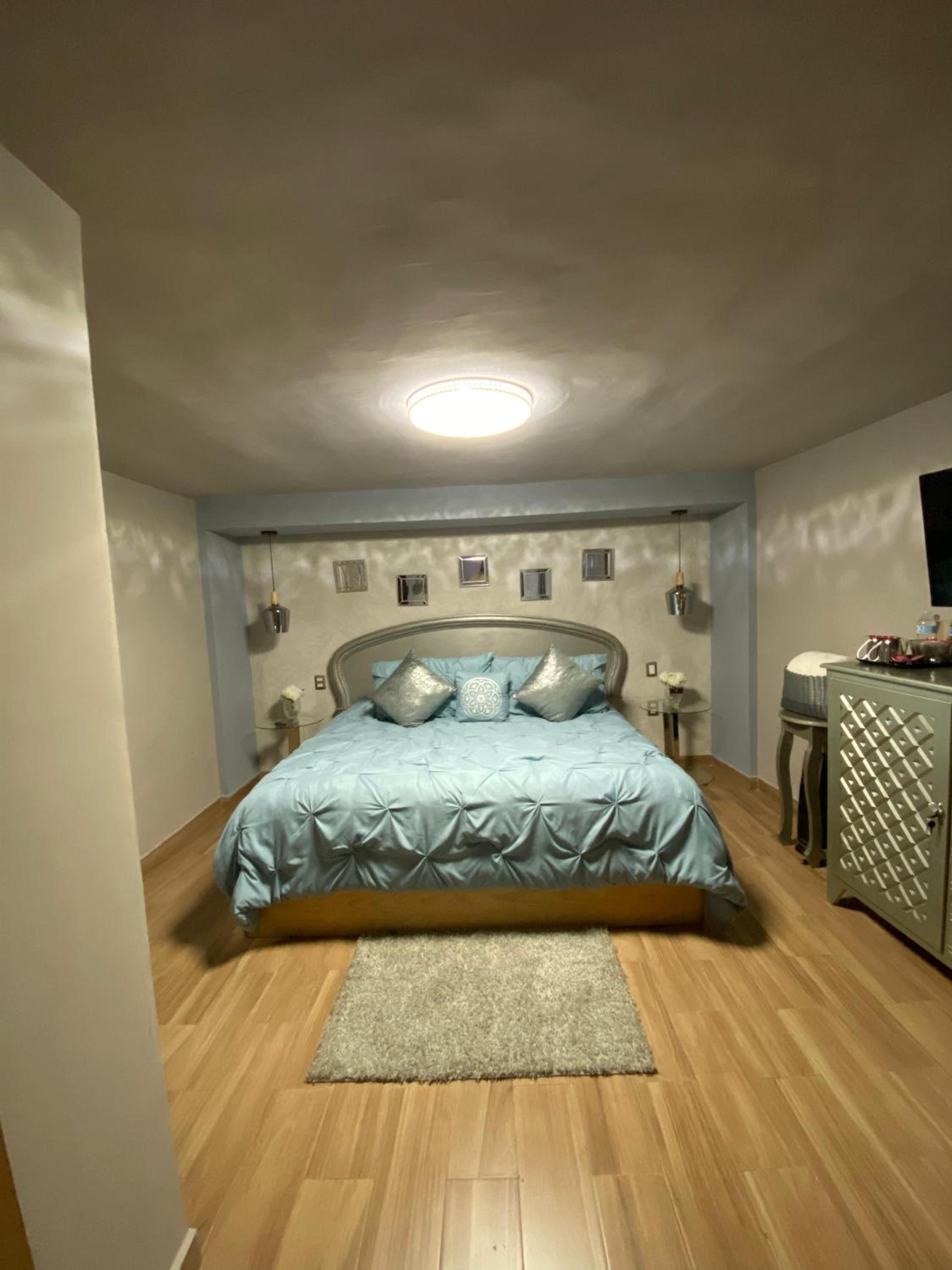 Deluxe Room - Photo 8