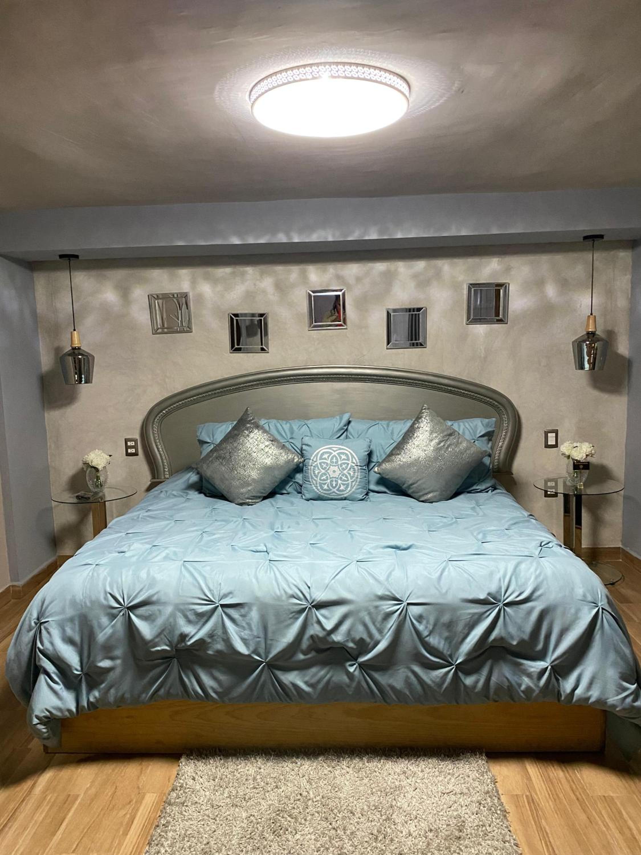 Deluxe Room - Photo 10